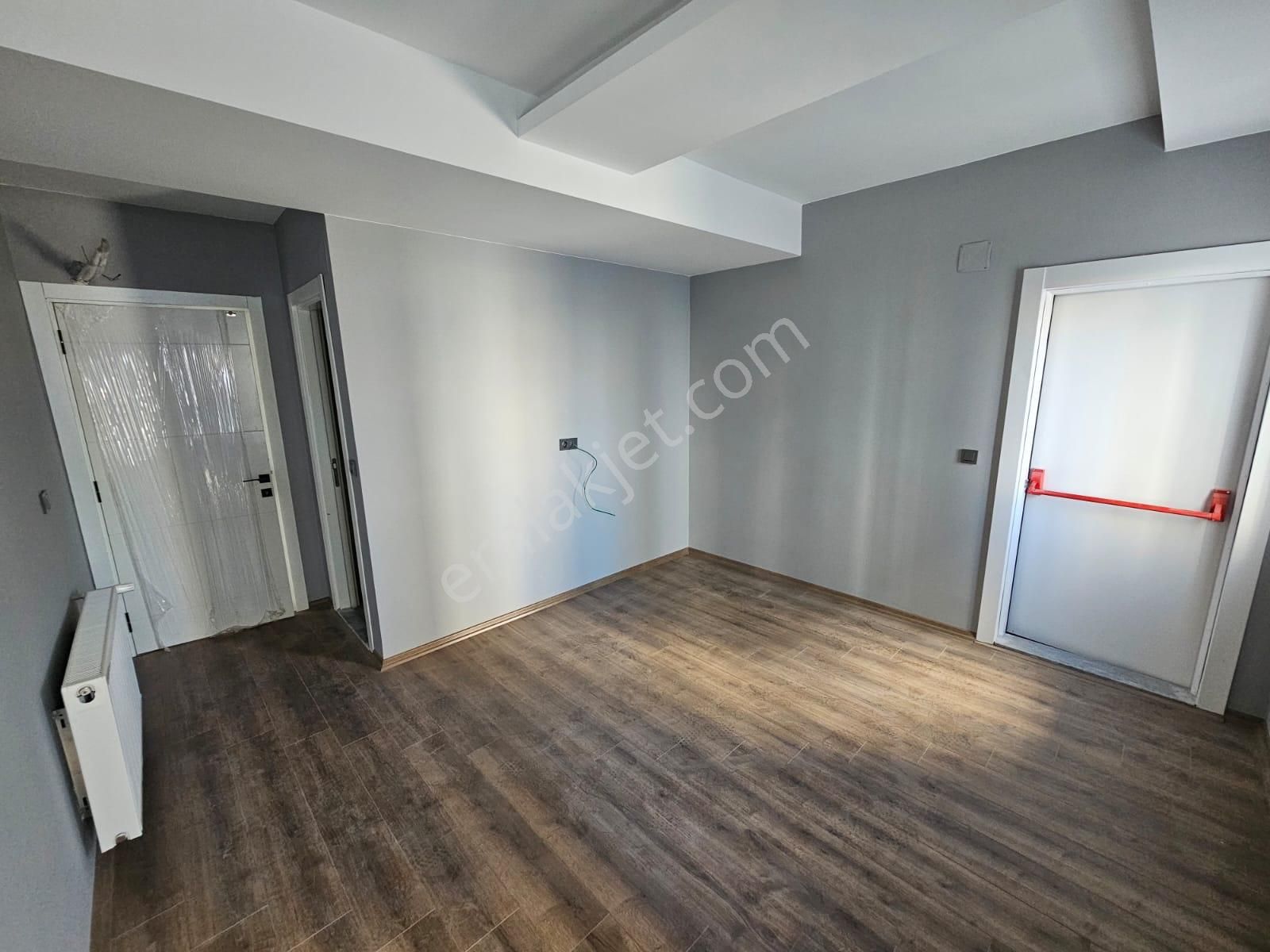 Aydınlar Mahallesi Havuzlu+güvenlikli+sosyal Donatılı+site İçerisinde 3+1/2banyolu +sıfır Daire - Görsel 13