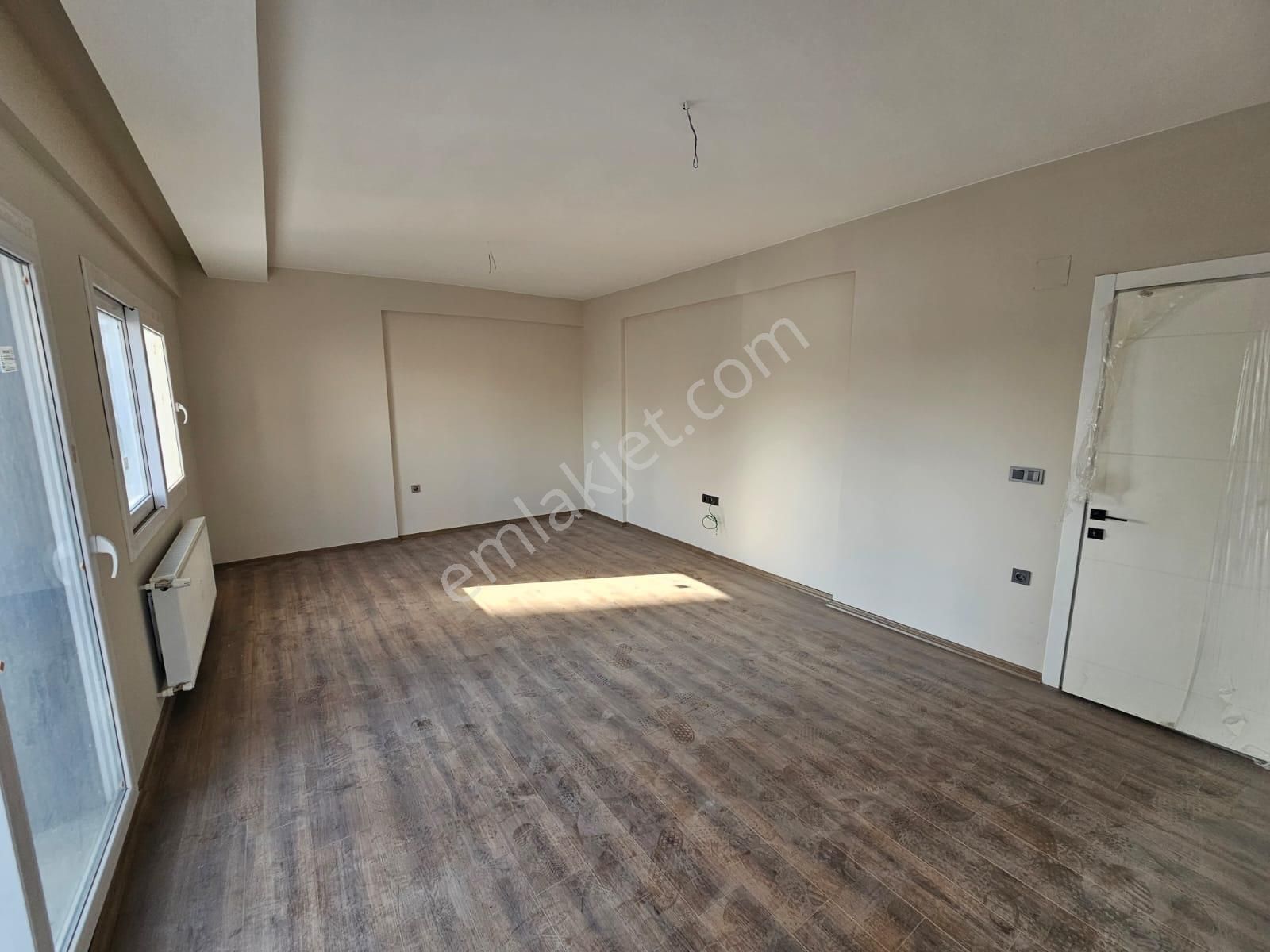 Aydınlar Mahallesi Havuzlu+güvenlikli+sosyal Donatılı+site İçerisinde 3+1/2banyolu +sıfır Daire - Görsel 7