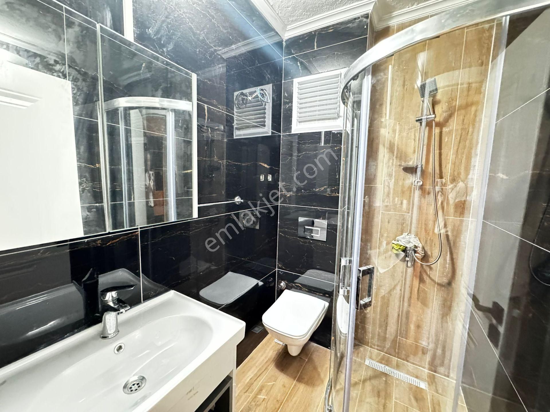 Denize Yürüme Mesafesinde Satılık 1+1 Daire - Görsel 15