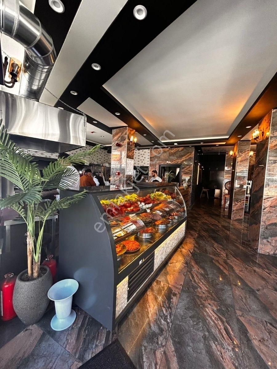 Kaşüstü Ana Yol Üzeri 700m2 Her İşe Uygun 4 Katlı Ticari Bina - Görsel 2