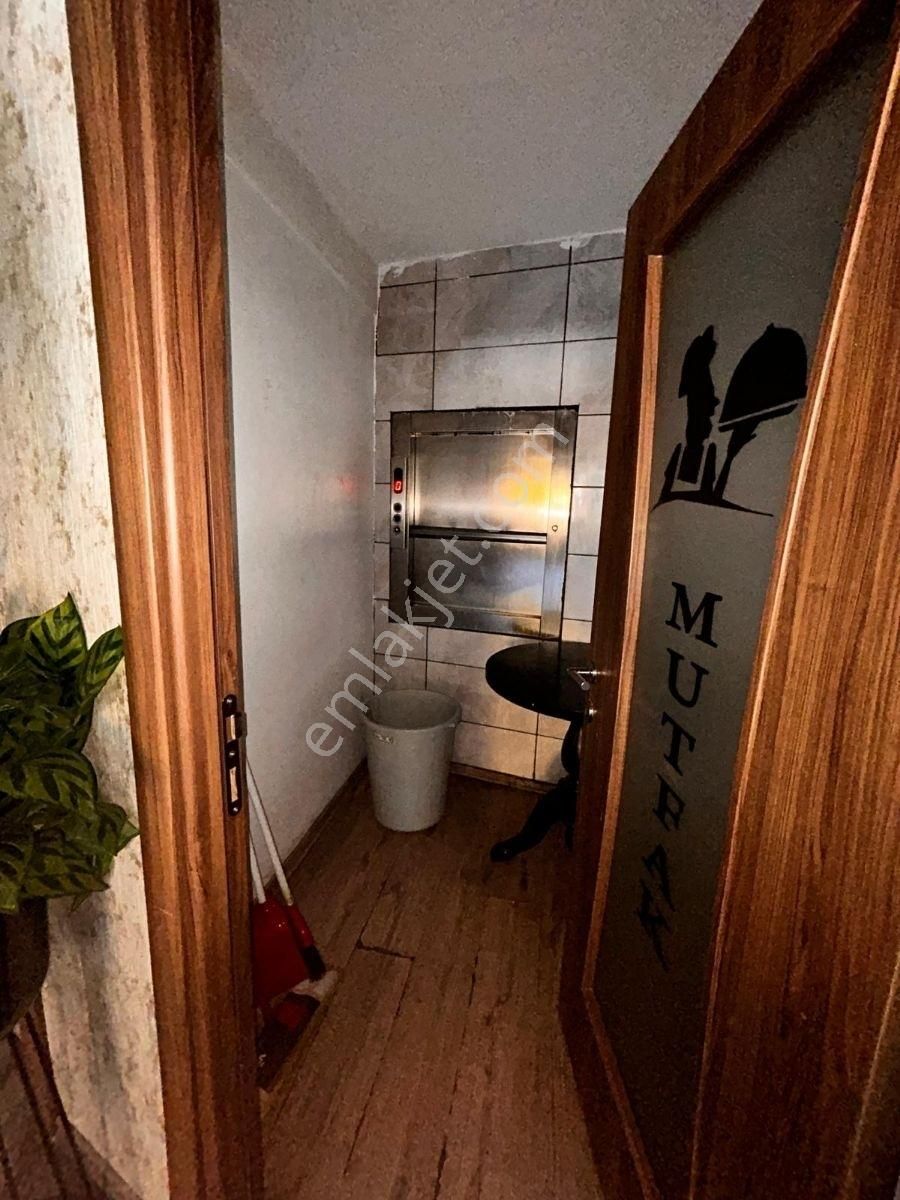 Kaşüstü Ana Yol Üzeri 700m2 Her İşe Uygun 4 Katlı Ticari Bina - Görsel 26