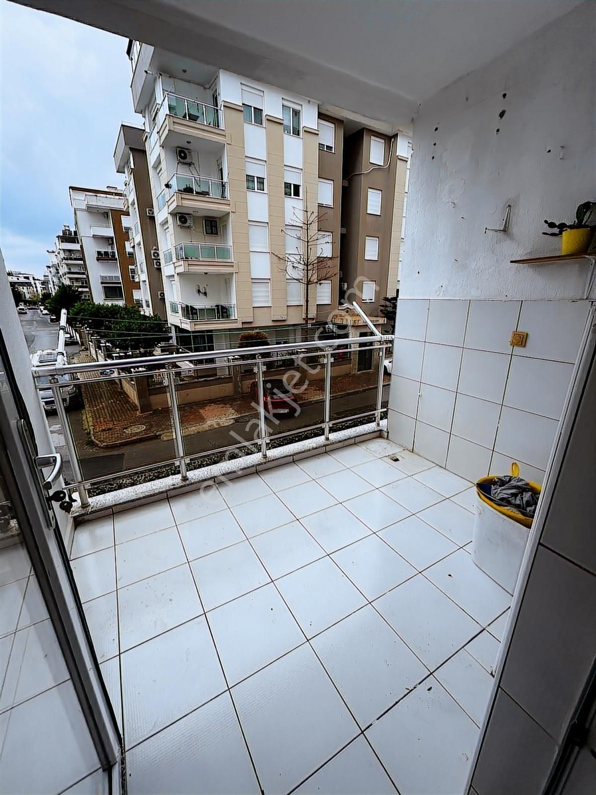 Konyaaltı Hurma'da Havuzlu Sitede Kiralık 2+1 Daire - Görsel 6