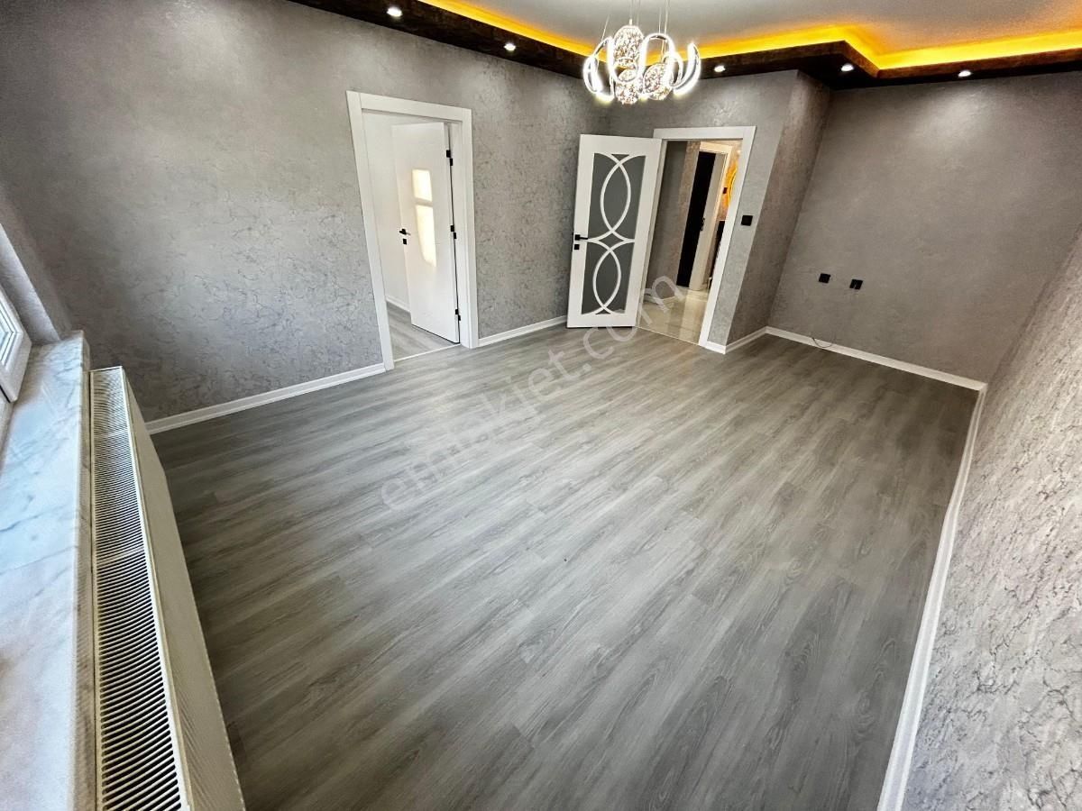 Sincan Mareşal Çakmak Mah 3+1 Ultra Lüx Yapılı Ara Katta Daire - Görsel 8