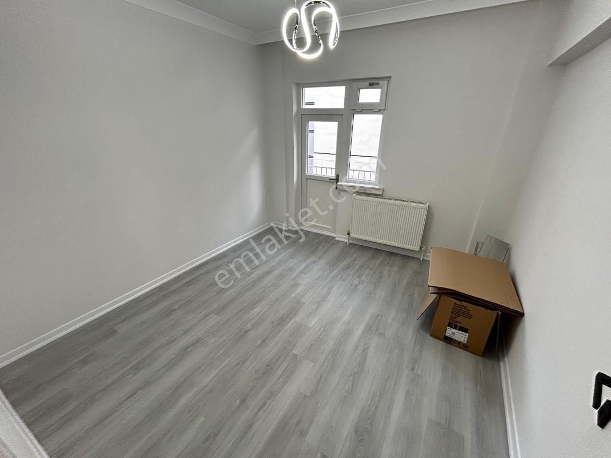Sincan Mareşal Çakmak Mah 3+1 Ultra Lüx Yapılı Ara Katta Daire - Görsel 9