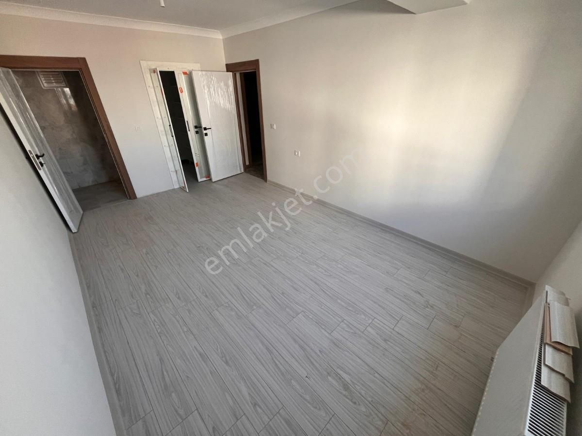 Fevzi Çakmak Mahallesinde 3+1 Giyinme Odalı Sıfır Daire - Görsel 13