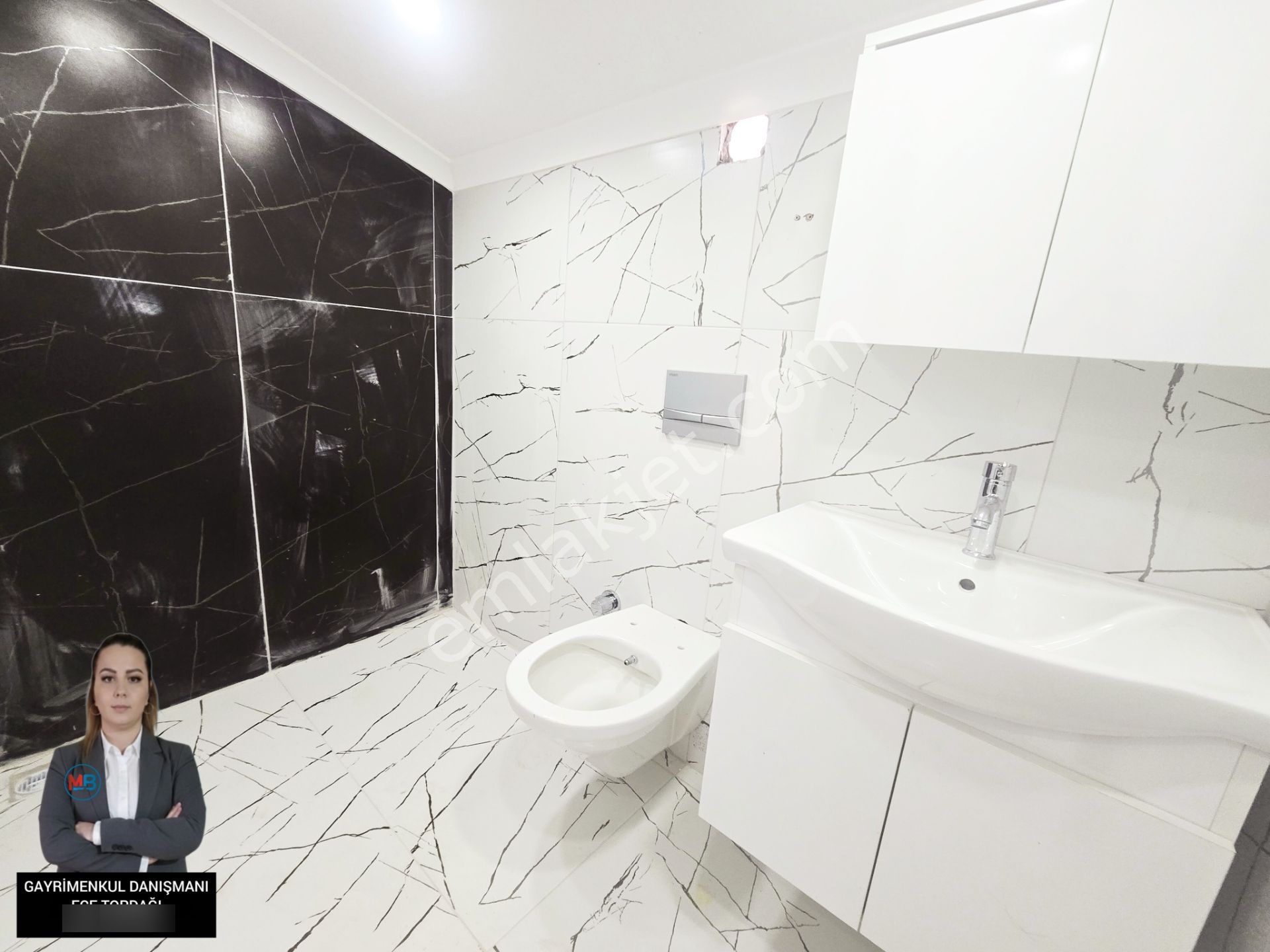 Didimde Satılık 3+1 Müstakil Bahçeli Sıfır Denize 350 Mt. Tripleks Villa ! - Görsel 15