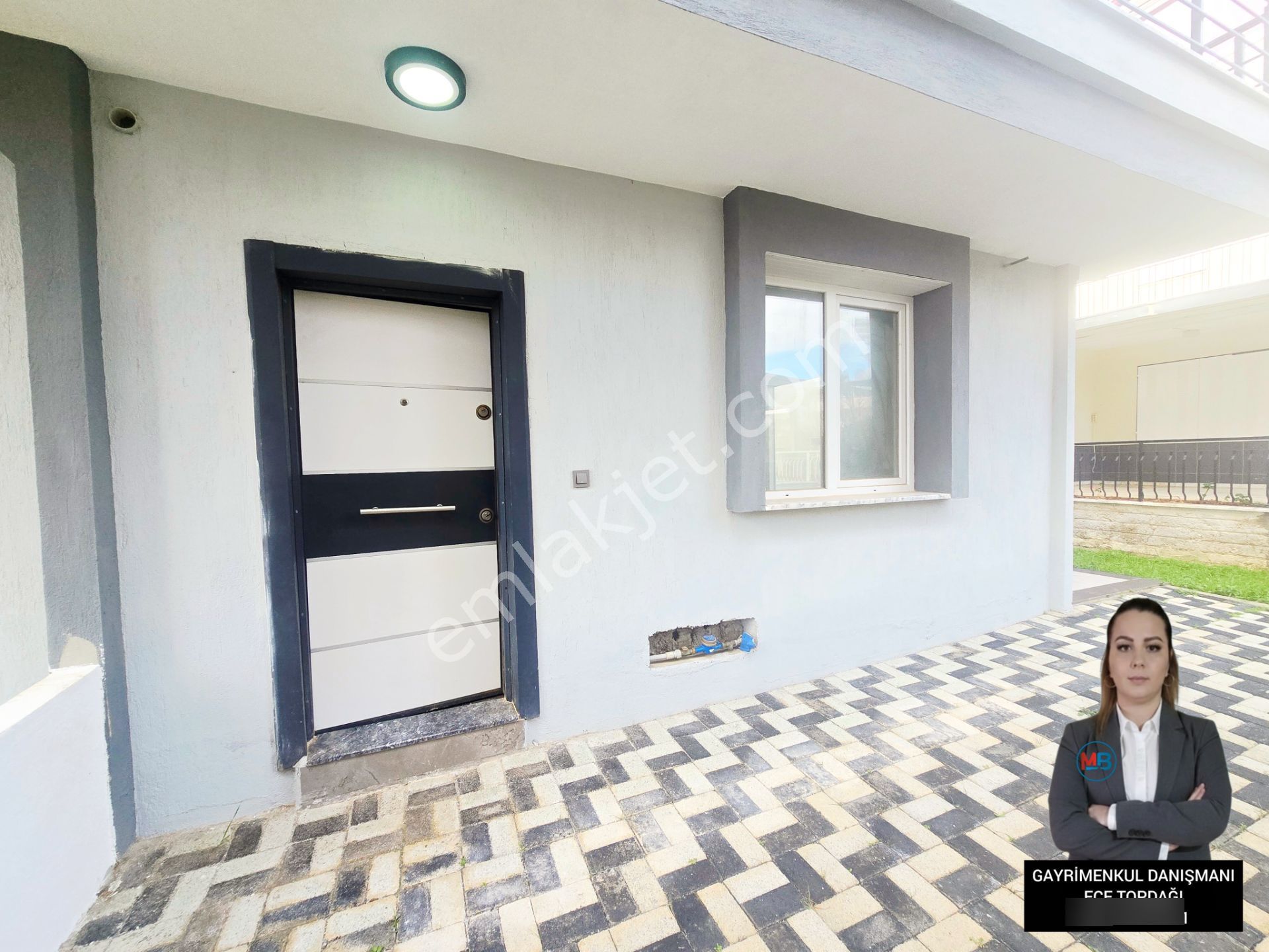 Didimde Satılık 3+1 Müstakil Bahçeli Sıfır Denize 350 Mt. Tripleks Villa ! - Görsel 3