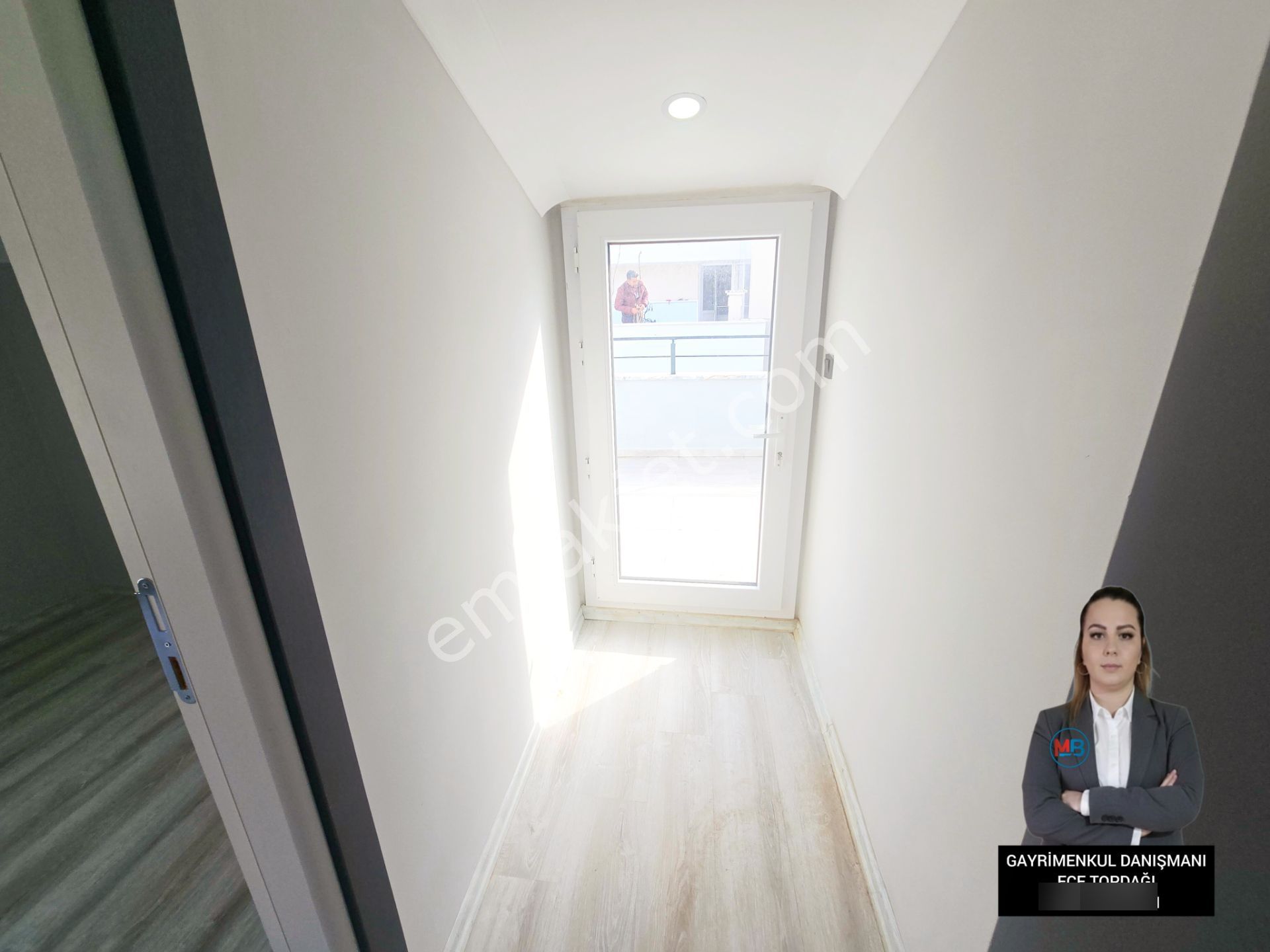 Didimde Satılık 3+1 Müstakil Bahçeli Sıfır Denize 350 Mt. Tripleks Villa ! - Görsel 14