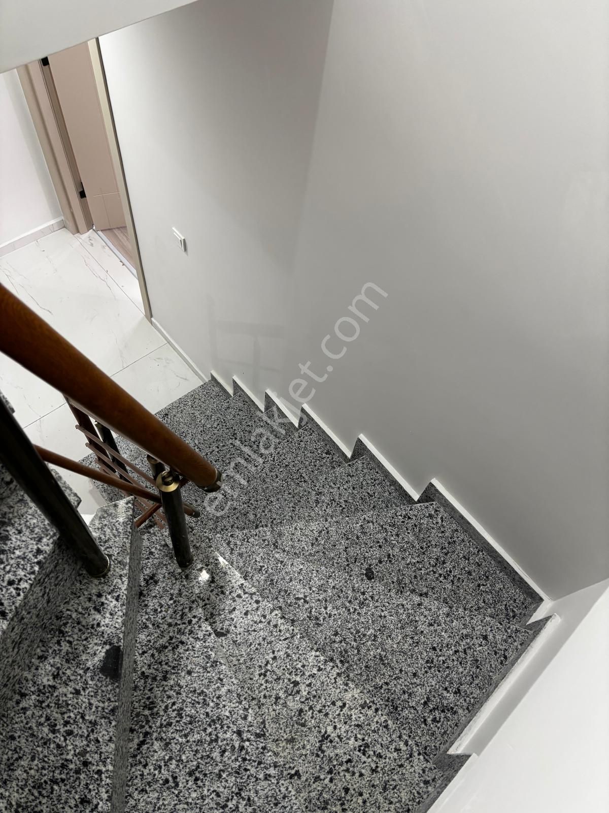 Çekmeköy Alemdağda Sıfır Satılık 2+1 Ters Dubleks Açık Otopark - Görsel 10