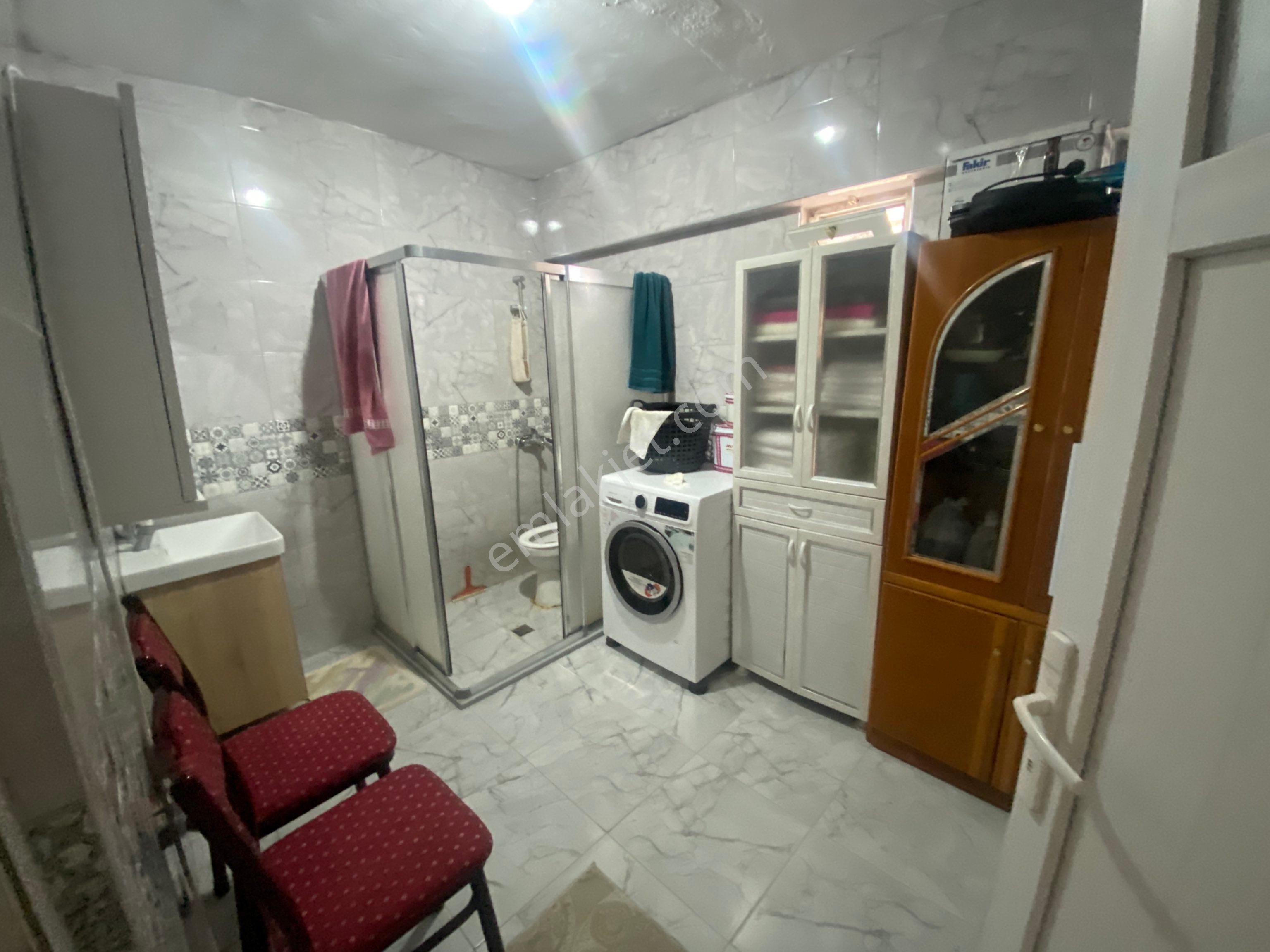 Uğur Emlaktan Y Beyaıt Mah 2+1 4. Kat Daire - Görsel 14