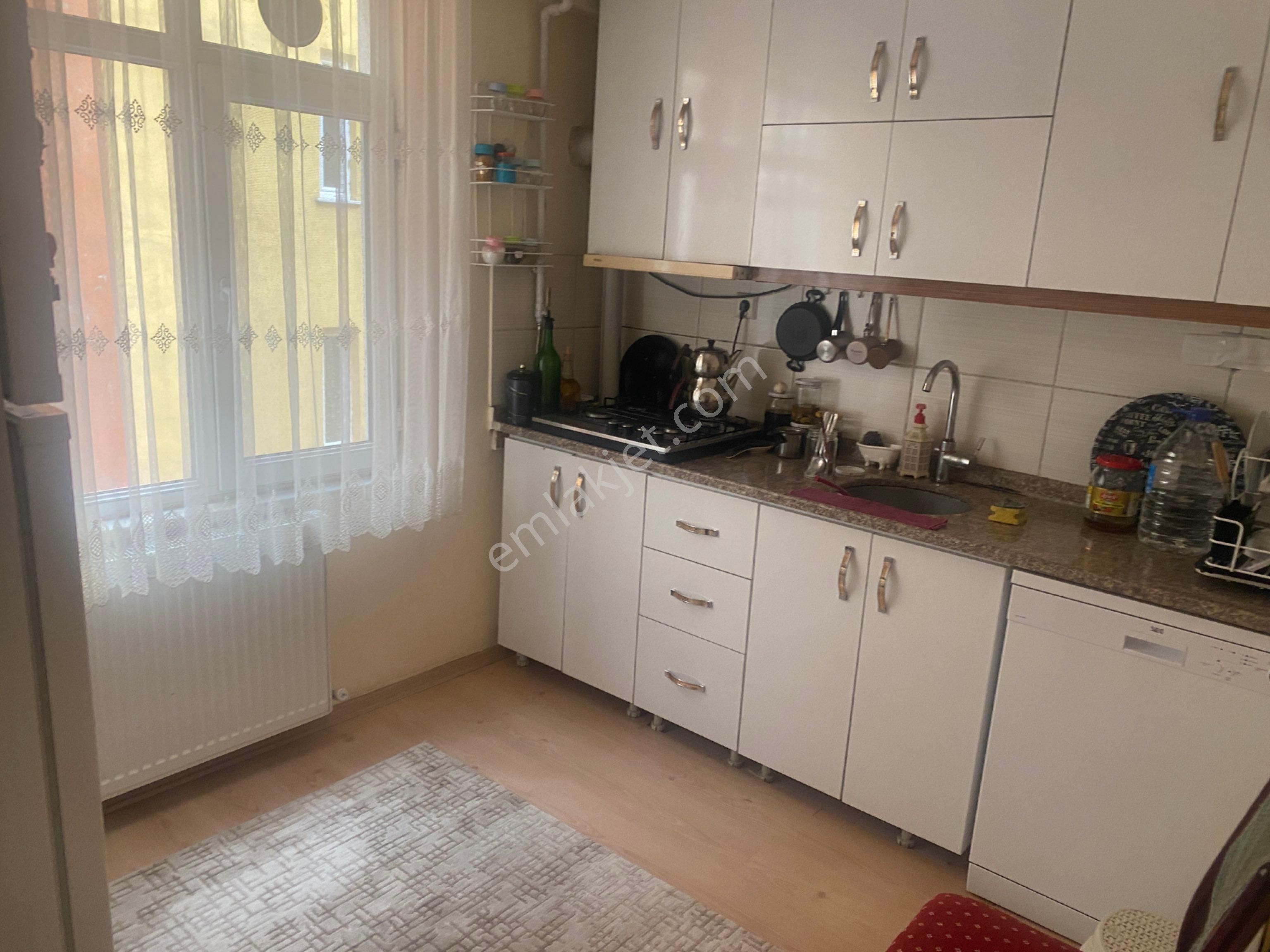 Uğur Emlaktan Y Beyaıt Mah 2+1 4. Kat Daire - Görsel 5