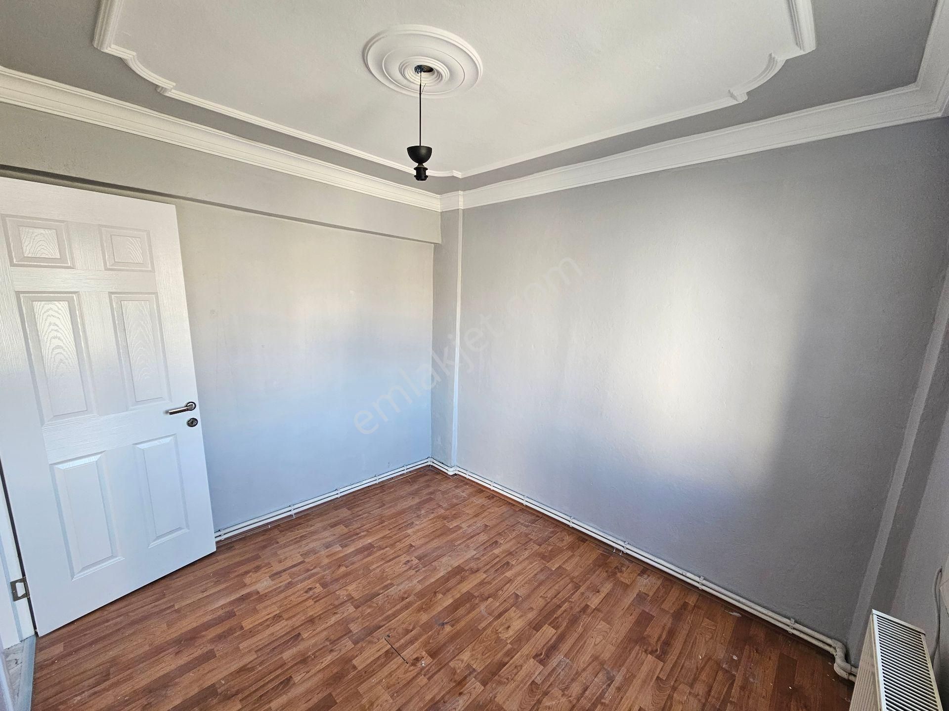 Remax Arma’dan Cumhuriyet Mah. Kiralık 2+1 Doğalgazlı Ara Kat Daire - Görsel 14