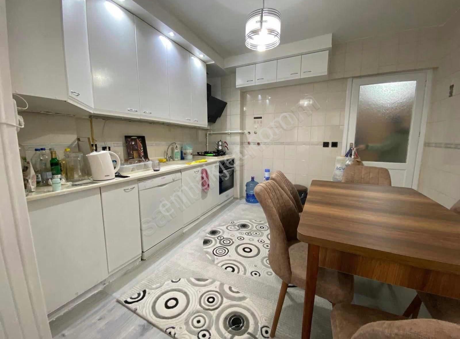 Adalet Mahallesinde Satılık Geniş 2+1 145 Metrekare Daire - Görsel 2