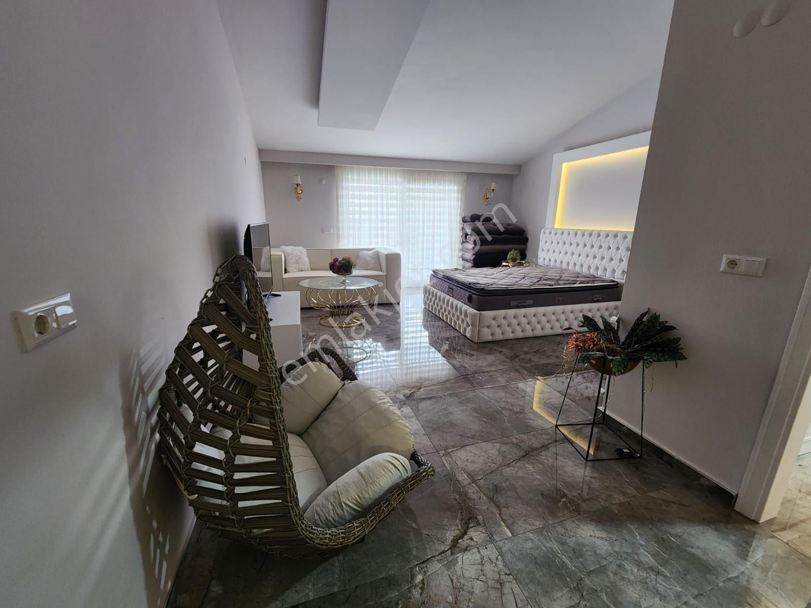 Kuşadası Ticaret Odası Mevkii Deniz Manzaralı 3+1 Çatı Dubleks - Görsel 24