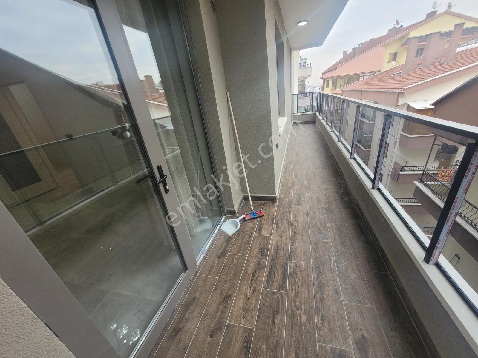 Ahiler'den Sıfır Binada 2+1 Kat Ve Cephe Seçenekli Daireler - Görsel 24