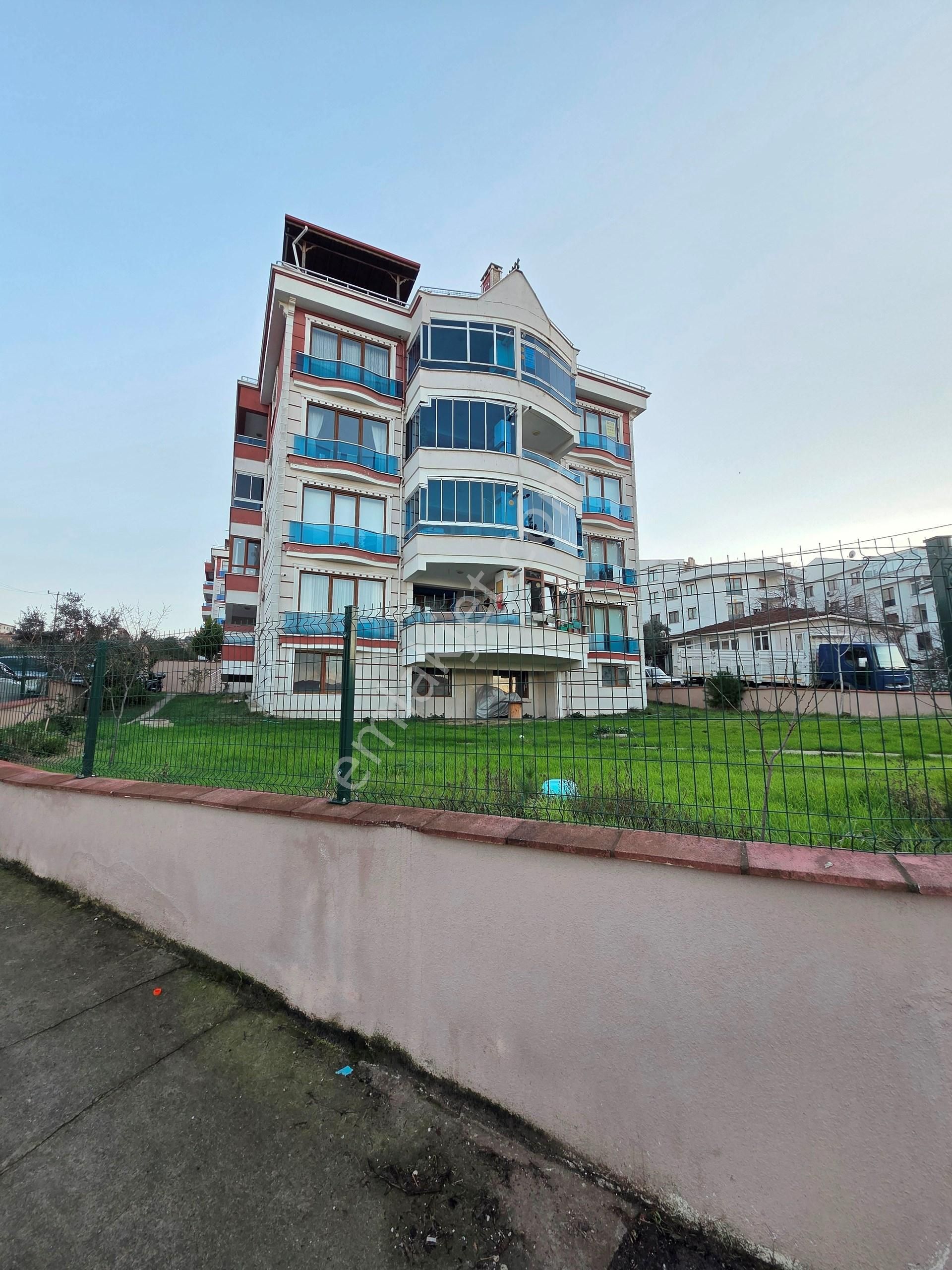 Yalova Çınarcık Hasanbaba'da Satılık 3+1, 250m² Geniş Deniz Manzaralı Daire - Görsel 3