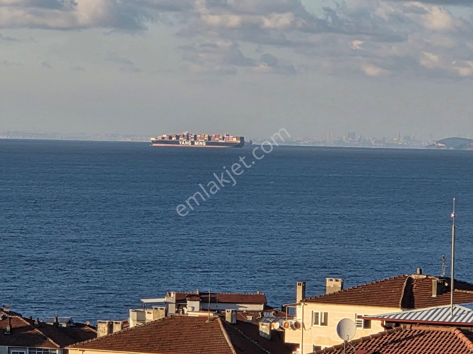 Yalova Çınarcık Hasanbaba'da Satılık 3+1, 250m² Geniş Deniz Manzaralı Daire