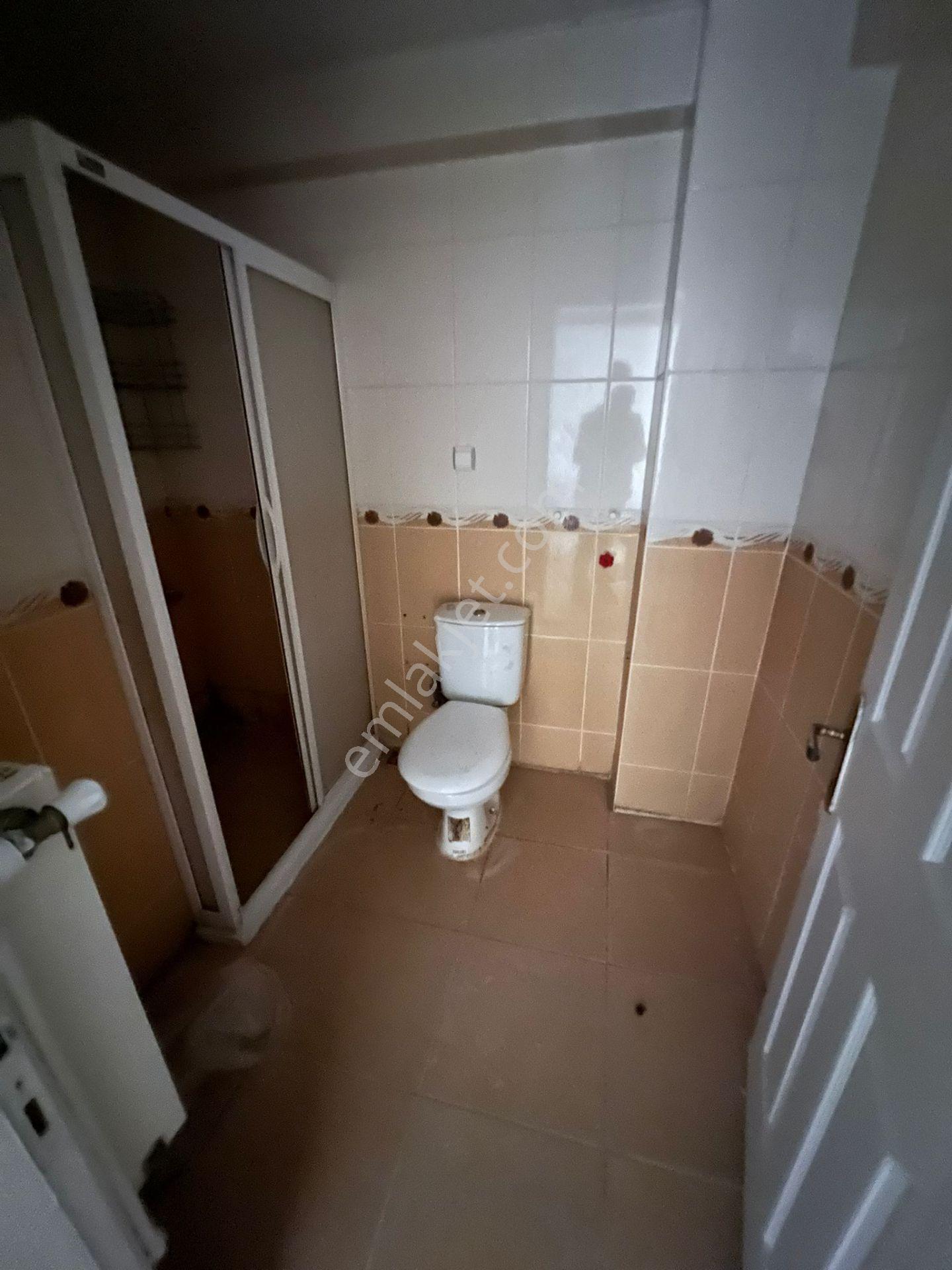 Teyfikiye Mahallesi 🏡 ✅2+1 100m2 5 Katlının 3 Katı Arakat ❇️özelikl Çift Cephe Balkonlu - Görsel 15