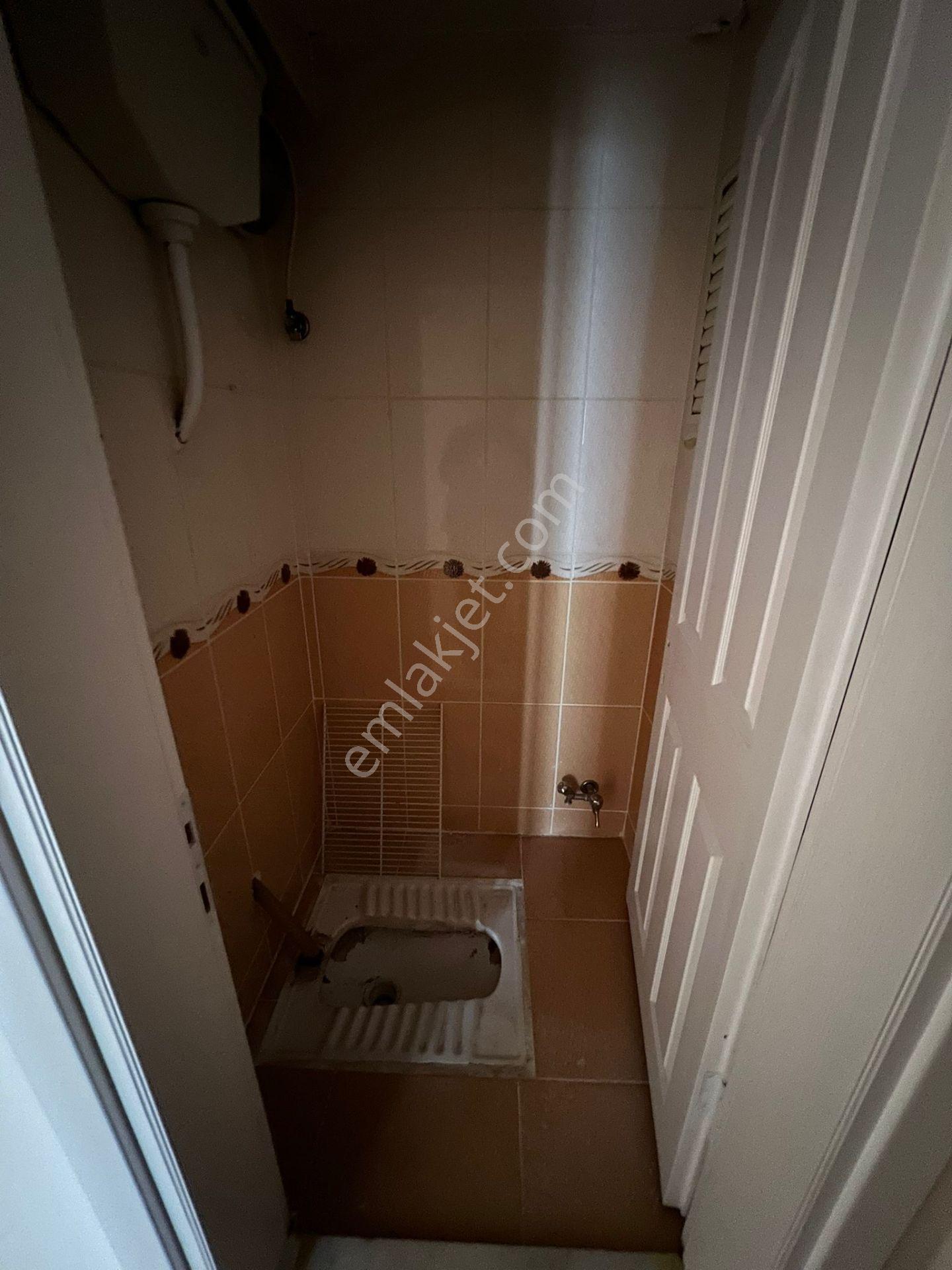 Teyfikiye Mahallesi 🏡 ✅2+1 100m2 5 Katlının 3 Katı Arakat ❇️özelikl Çift Cephe Balkonlu - Görsel 9