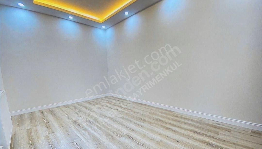 İdealtepe Sahilde 5 Yıllık, Teraslı, Ayrı Mutfaklı, Ön Cephe 2+1 - Görsel 13