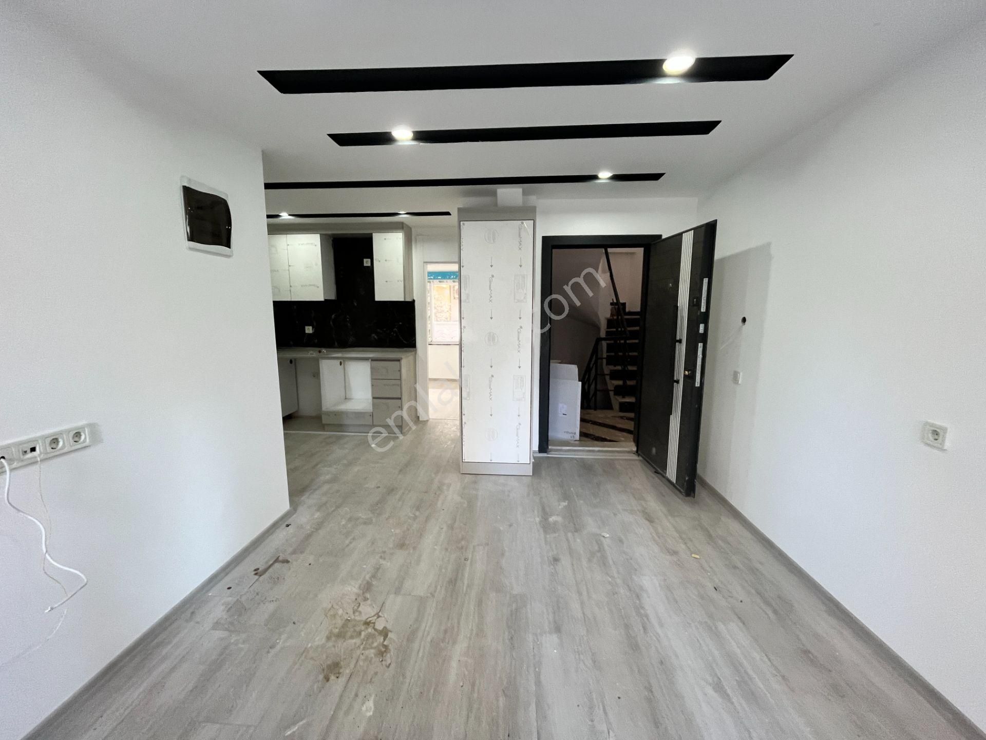 Cumhuriyette Tramvay Yakını Fırsat Sıfır 1+1 - Görsel 5