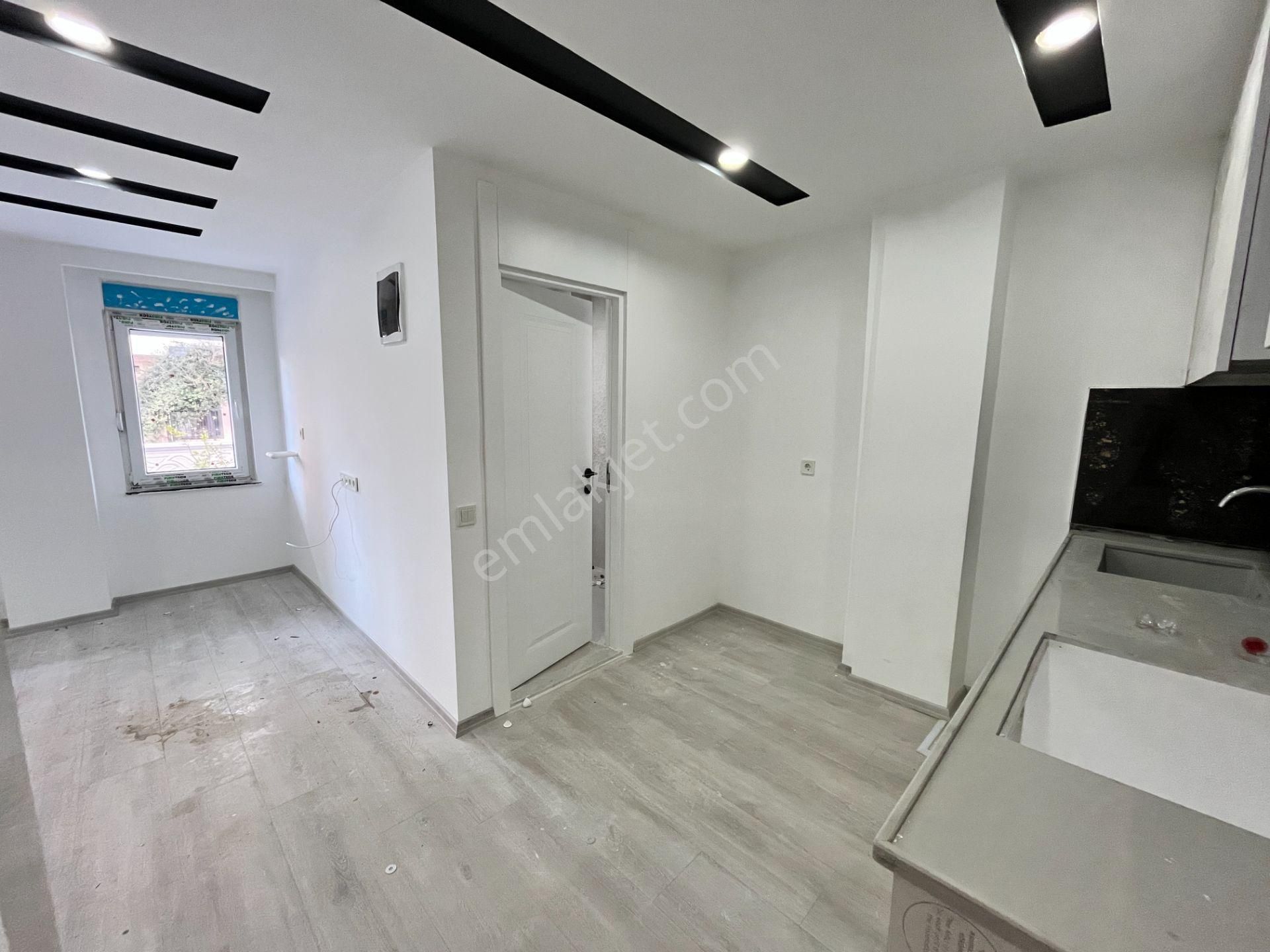 Cumhuriyette Tramvay Yakını Fırsat Sıfır 1+1 - Görsel 10