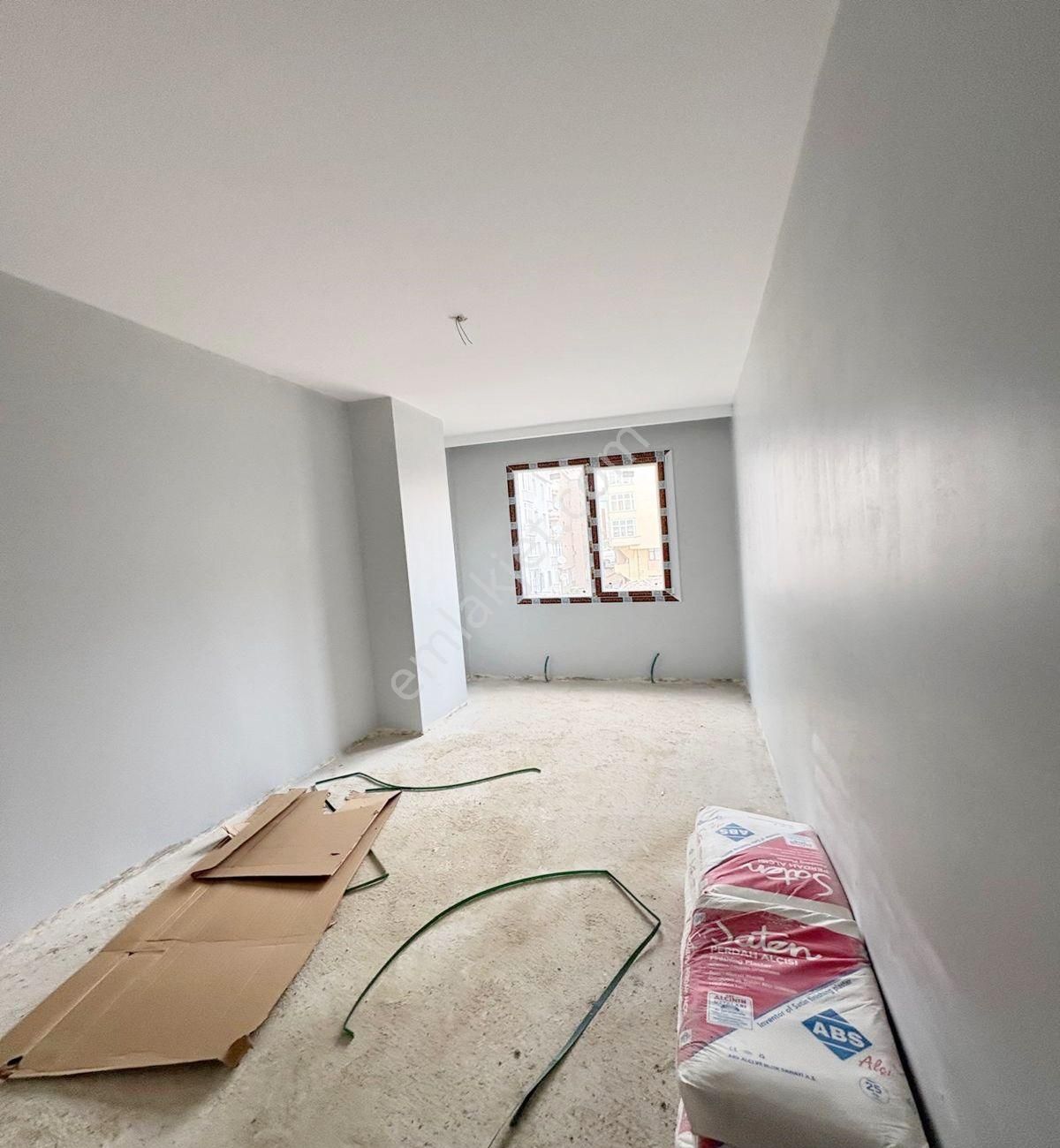 Avcılar Cihangirde 2+1 Sıfır Kapalı Otoparklı Ara Kat Daire - Görsel 7