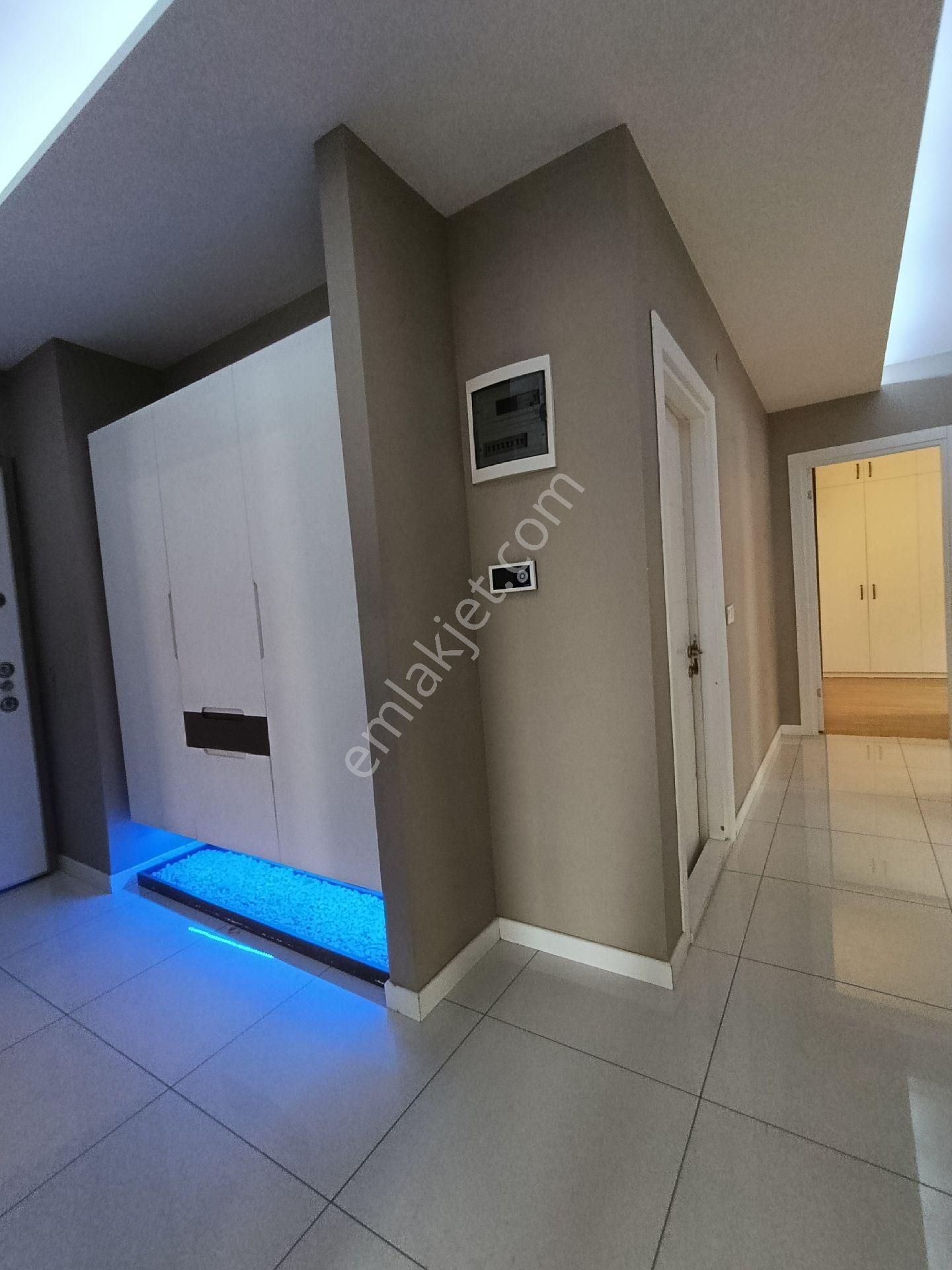 Binax Bakırçay Gayrimenkul Mavişehir Elara Sitesi İki Banyolu Geniş 3+1 - Görsel 12