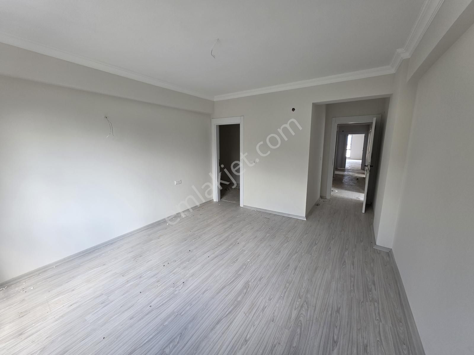 Ermax'dan Yalıncakta 3+1 180 M2 Yerden Isıtma Fırsat Daire - Görsel 17