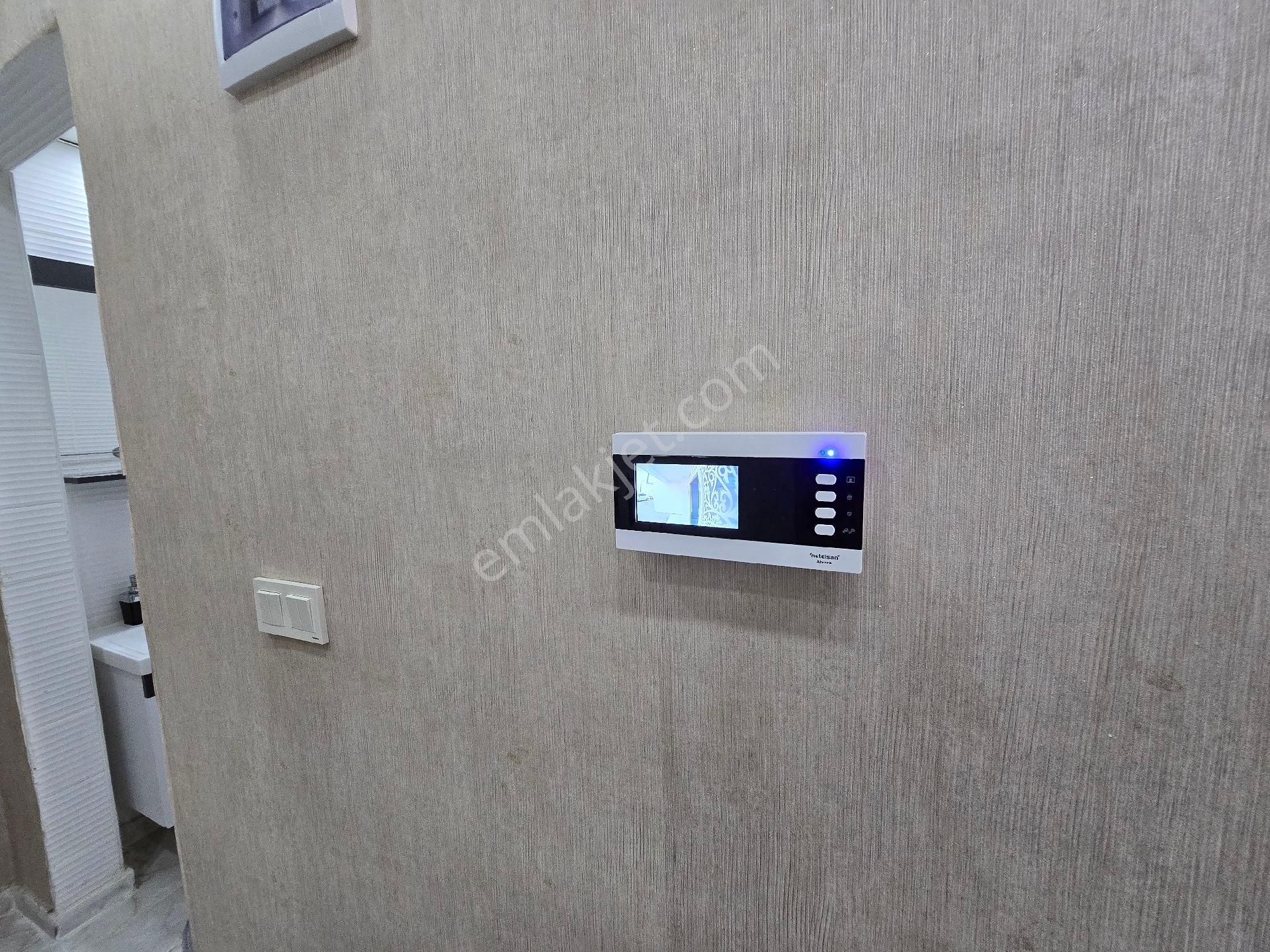 Cadde Seyran'dan Kiralık 2+1 105 M2 Arakat Cephe Açık (memura) - Görsel 21