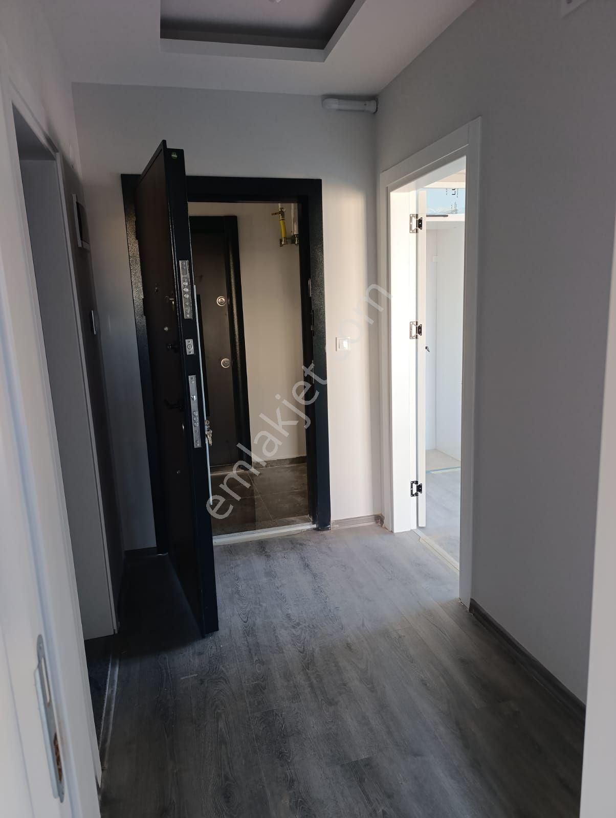 Proje Emlak 'tan Üniversitesi Mahalesinde Kiralık - Görsel 2