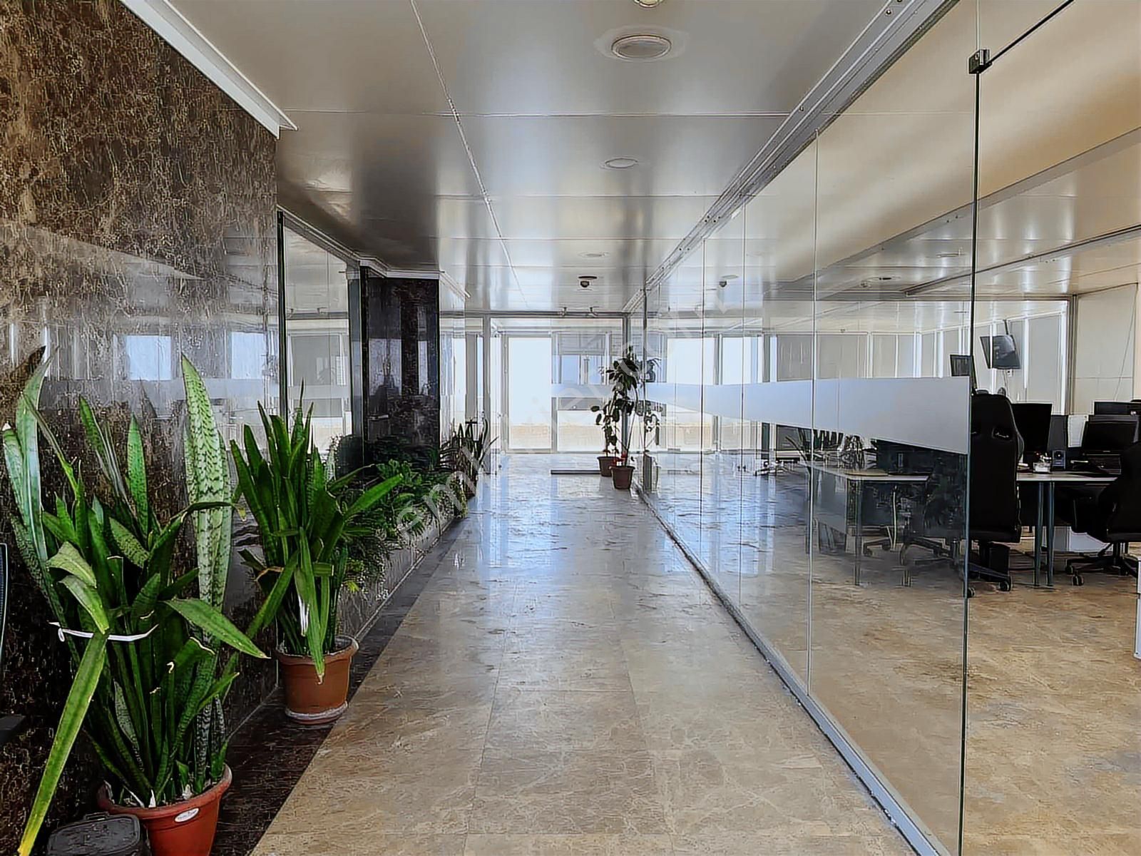 Skyport Residence'ın En Prestijli Ofisi, 400m2 Tam Kat - Görsel 9