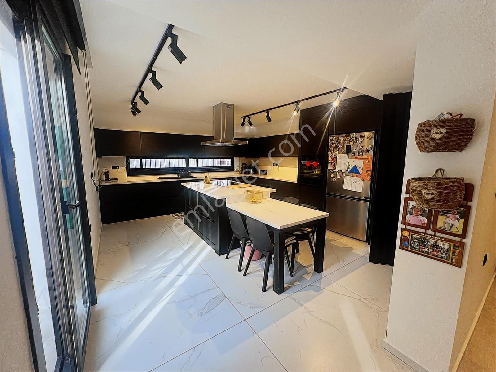 Ultra Lüks Ful Akıllı Sistem Tam Müstakil Havuzlu Villa - Görsel 19