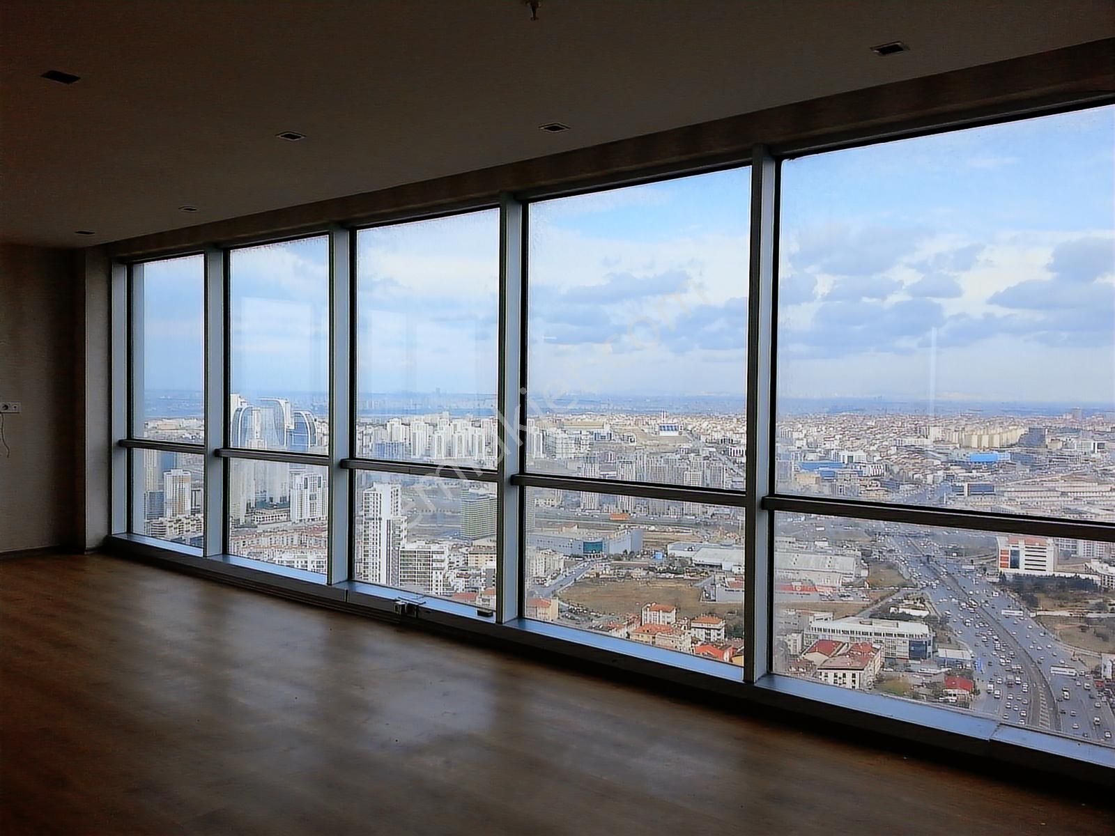 Skyport Residence Da 380 M2 Deniz Manzaralı Müstakil Kat - Görsel 4