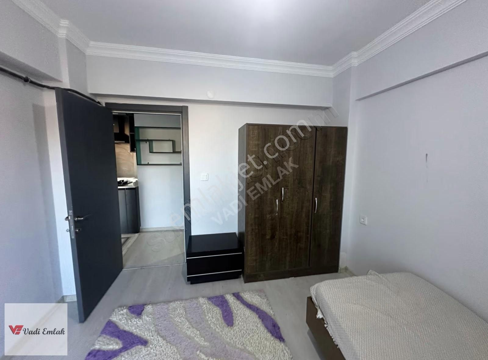 Topçam Mahallesinde Eşyalı Satılık 1+1 Daire | Vadi Emlak - Görsel 8
