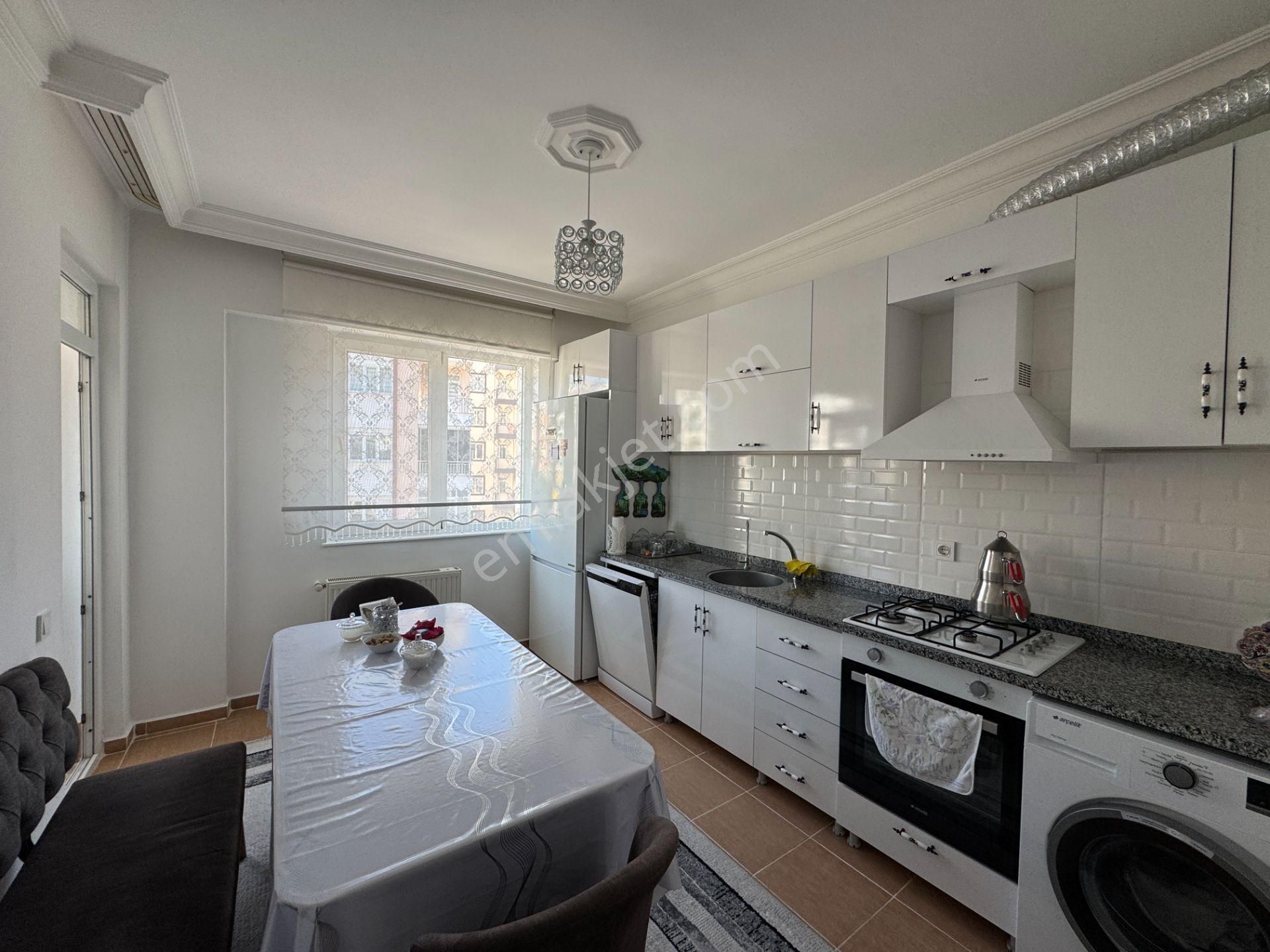 Tahtakale Yakını Park Cepheli Doğalgazlı Asansörlü Geniş 3+1 - Görsel 11