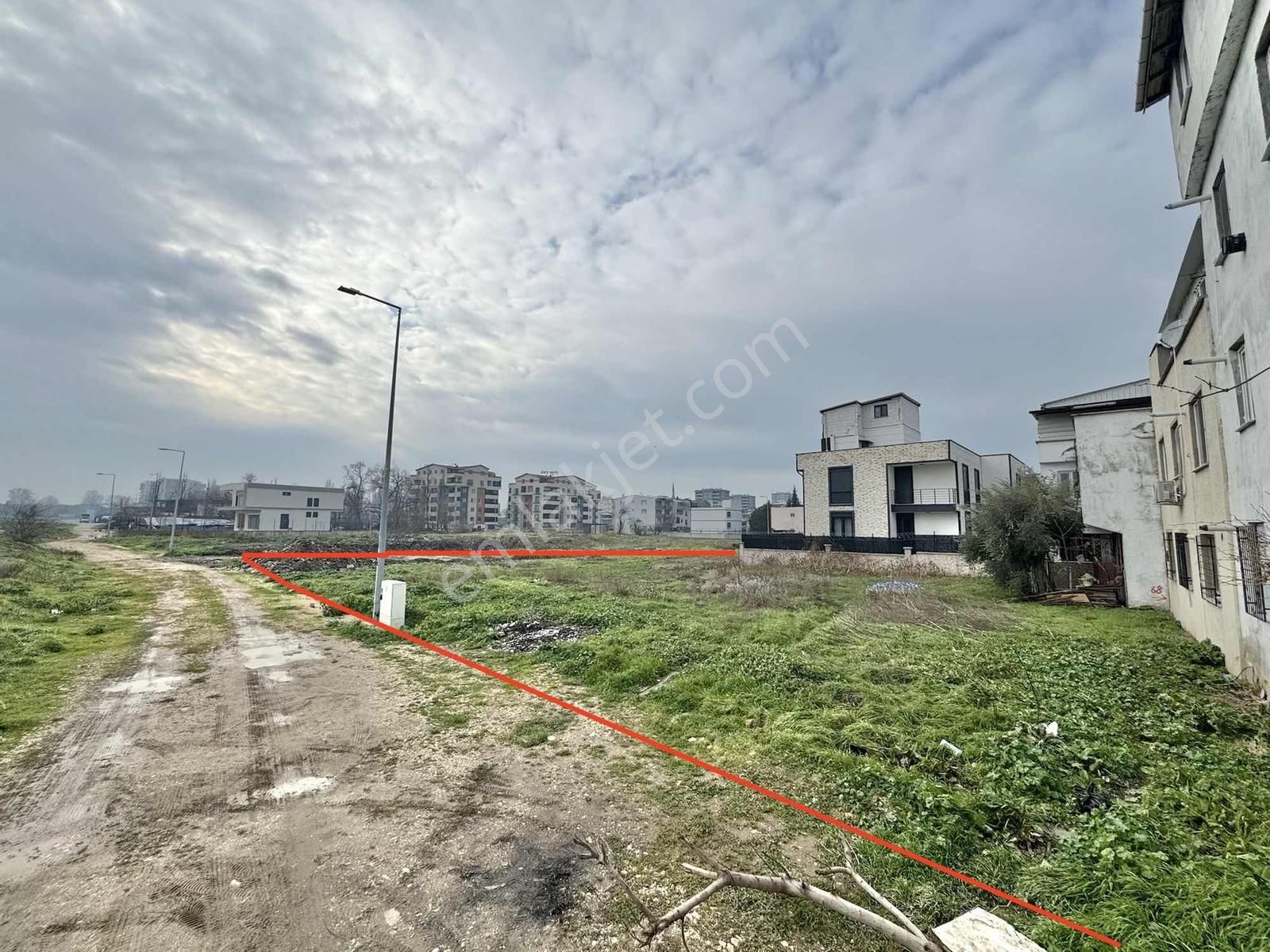 Biens Yunuseli Kanalboyunda Cad. Cephe 550 M² Arsa - Görsel 4