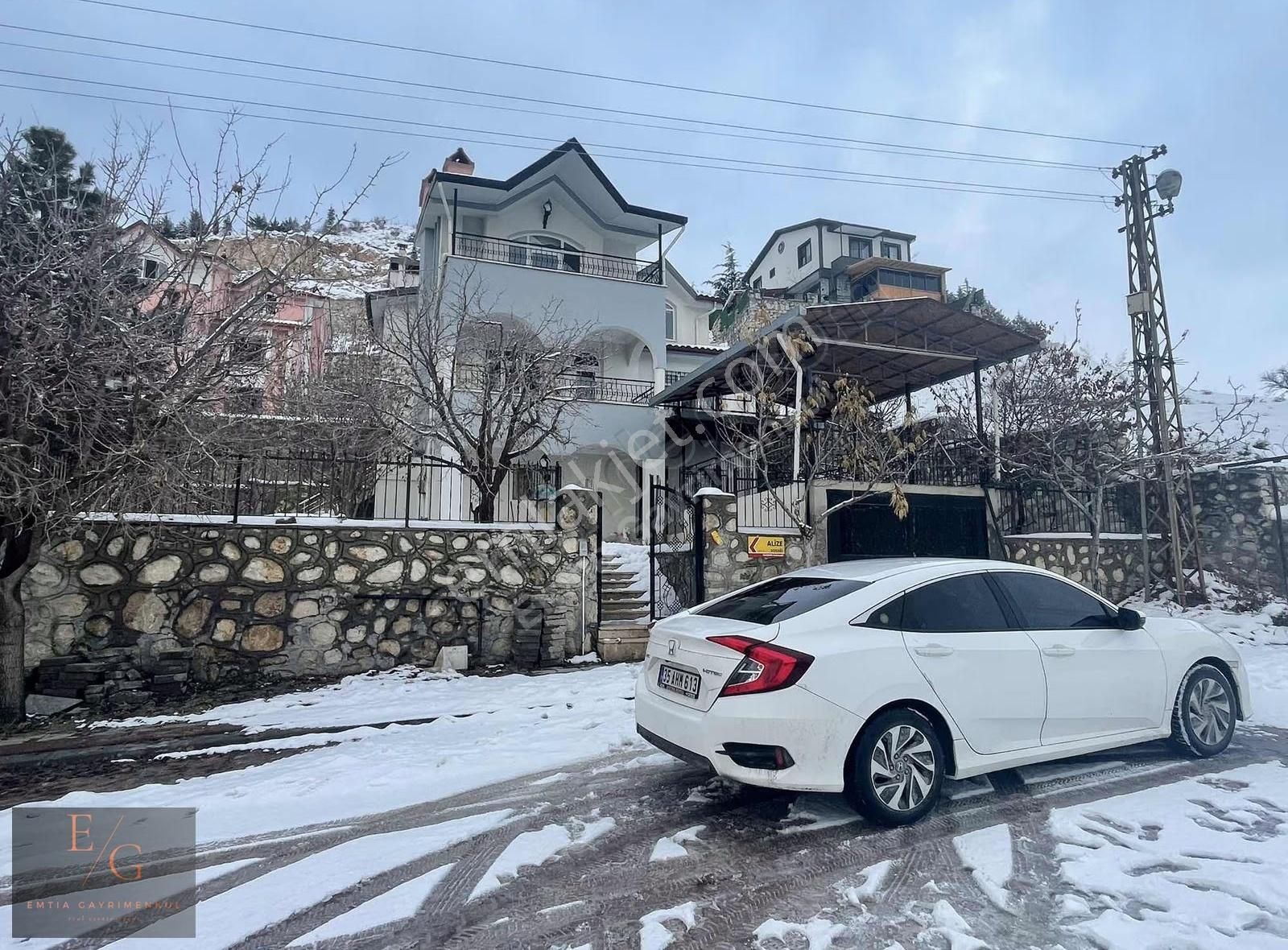 Emtia'dan Yıldıztepe'de Harika Konumda Kiralık Tribleks Daire - Görsel 3