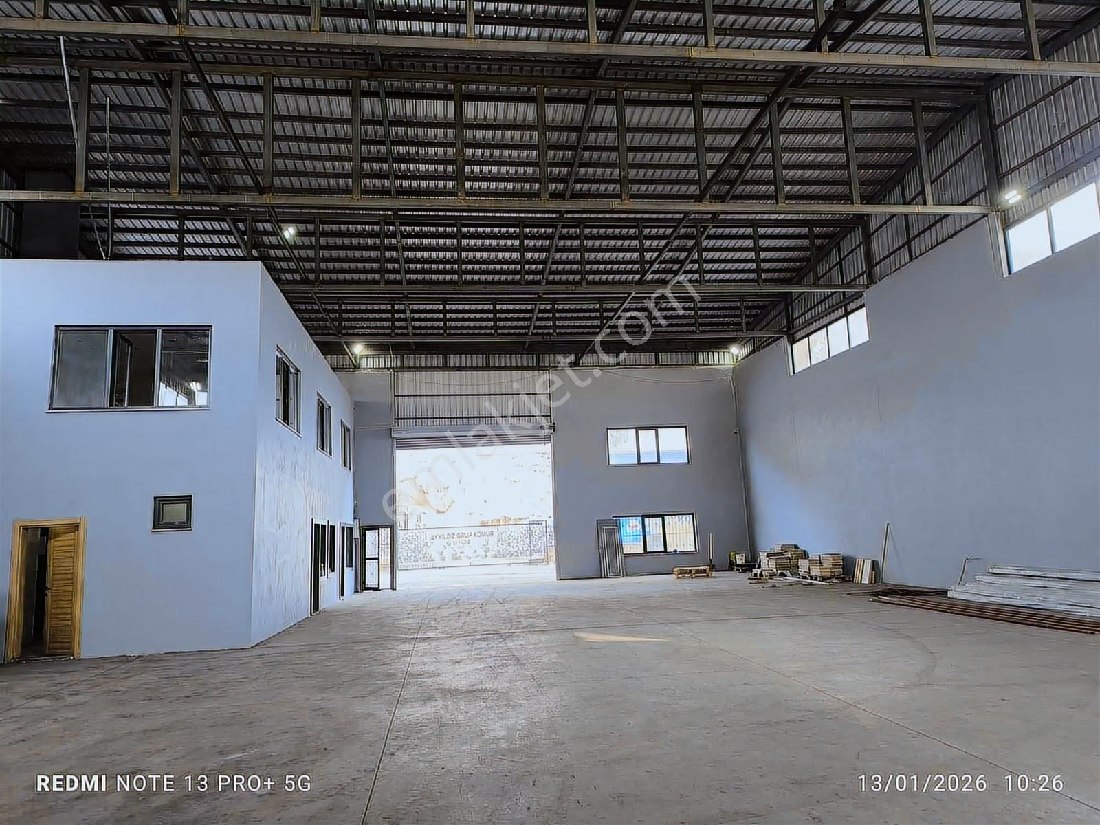 Premar'dan Özalp Yoluna Sıfır Satılık Depo+ofis Binası