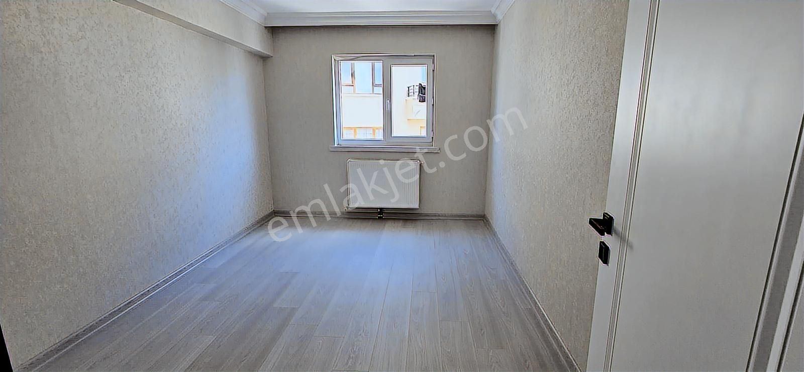 Bahçelerüstü Mah 3+1 Kat 2 Ön 3 Cephe İçi Full Yapılı 120m2 - Görsel 3