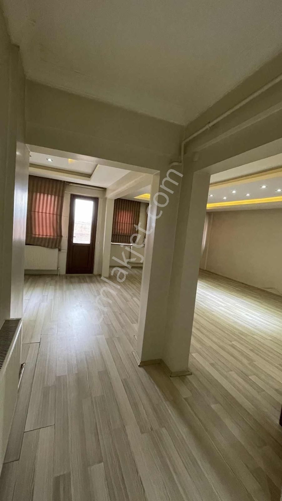 Ulucan'dan İnegöl Merkez'de Satılık 3+1 160m Daire - Görsel 16