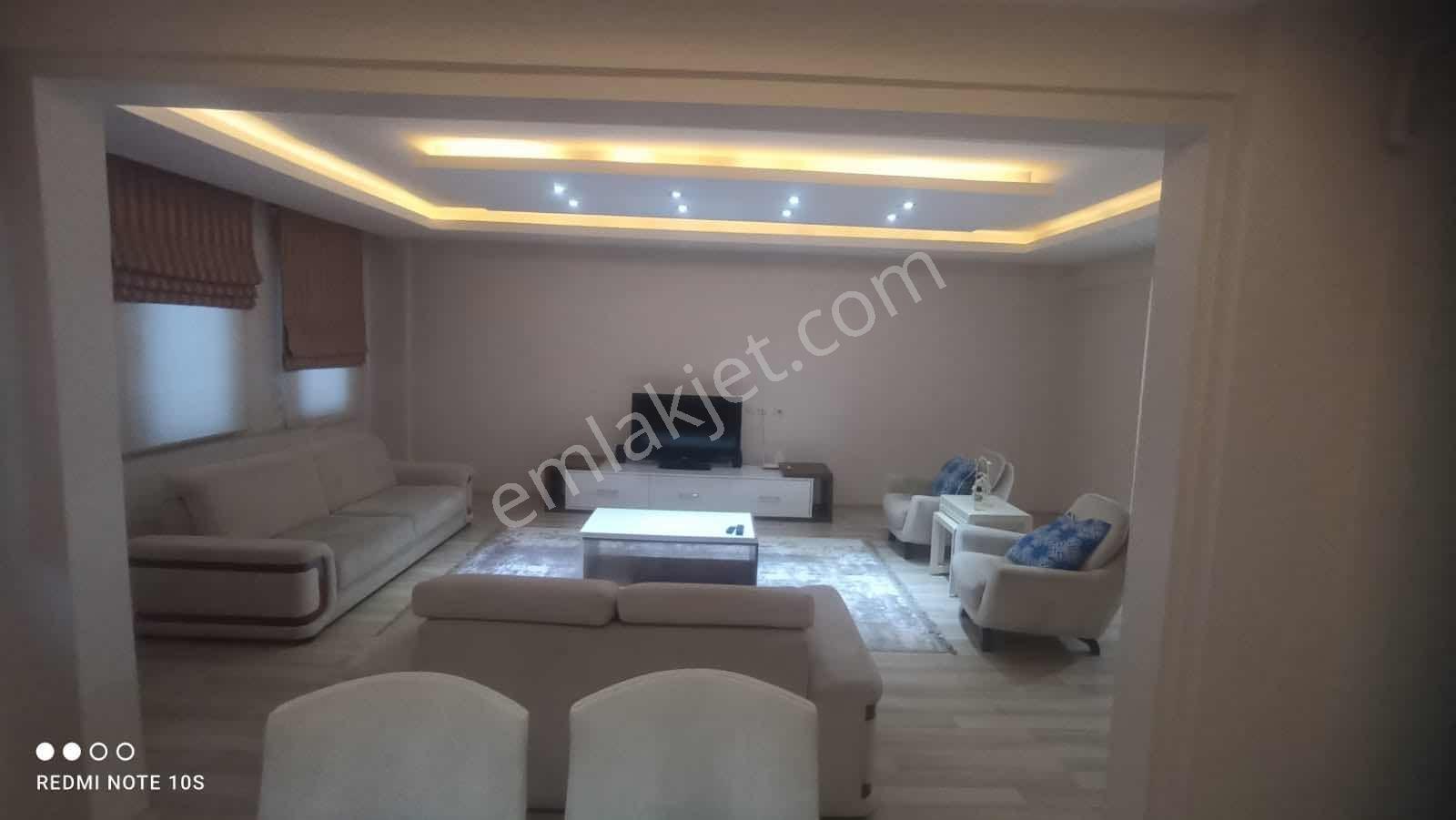 Ulucan'dan İnegöl Merkez'de Satılık 3+1 160m Daire - Görsel 2