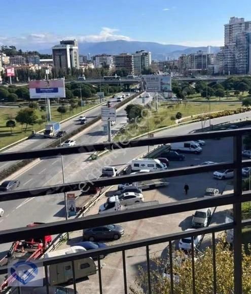 Karşıyaka Dedebaşı'nda Kapalı Mutfak Ara Kat Geniş 3+1 Kiralık - Görsel 2