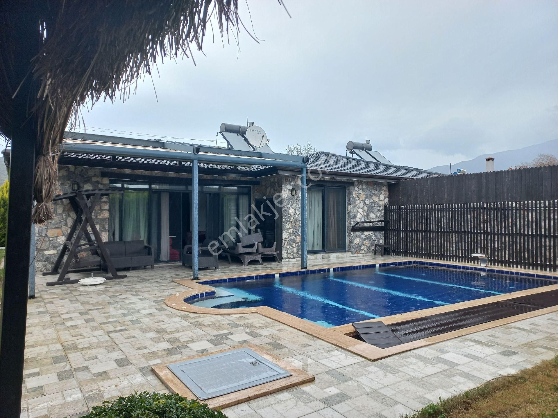 Hq Emlak'tan Kayaköy'dekiralık 2+1 Müstakil Villa