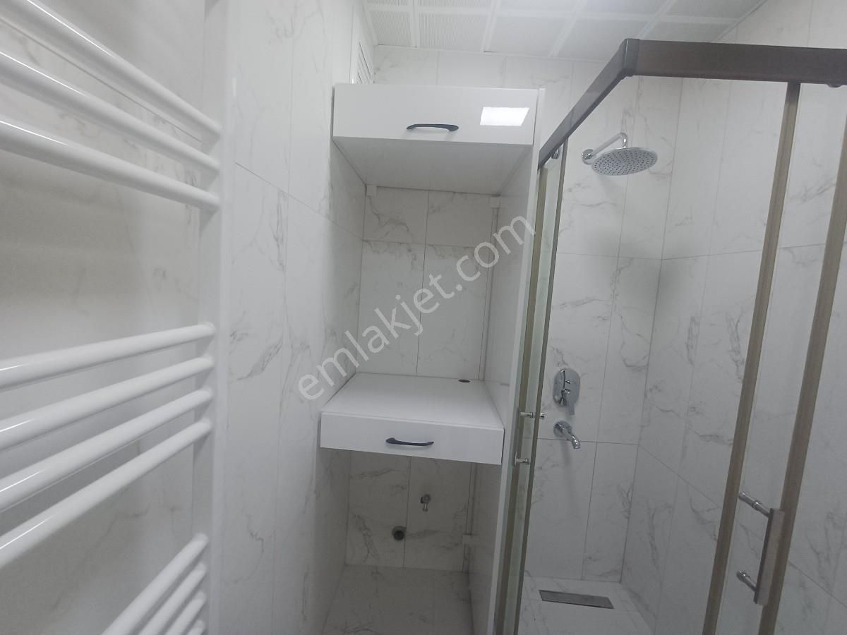 Bornova Atatürk Mahallesinde Müstakil, Bahçeli, Satılık 3+1 - Görsel 20