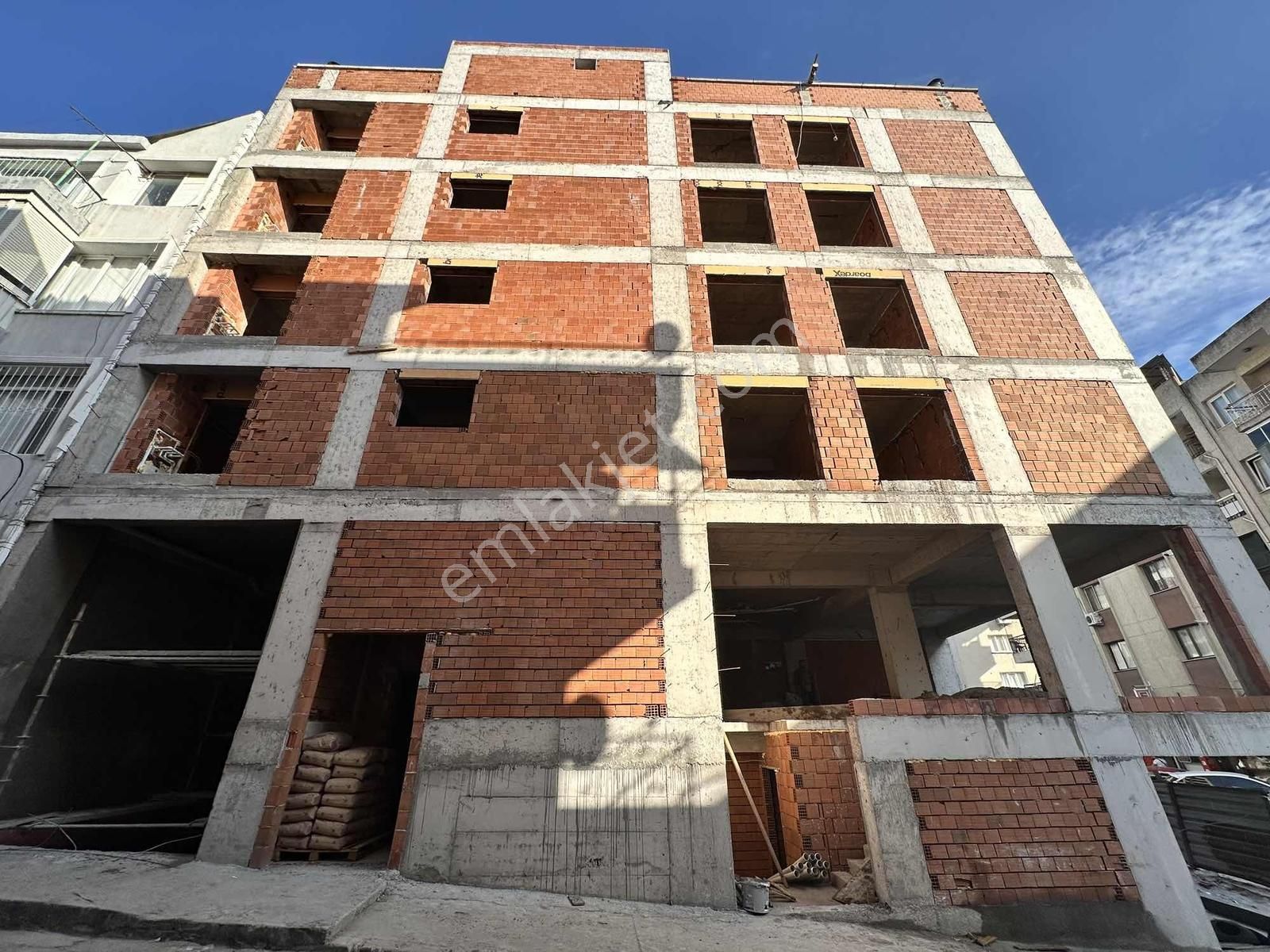 Üçyol Betonyol Girişi Cadde Üstü Projeden Satılık Yatırım Fırsat - Görsel 14