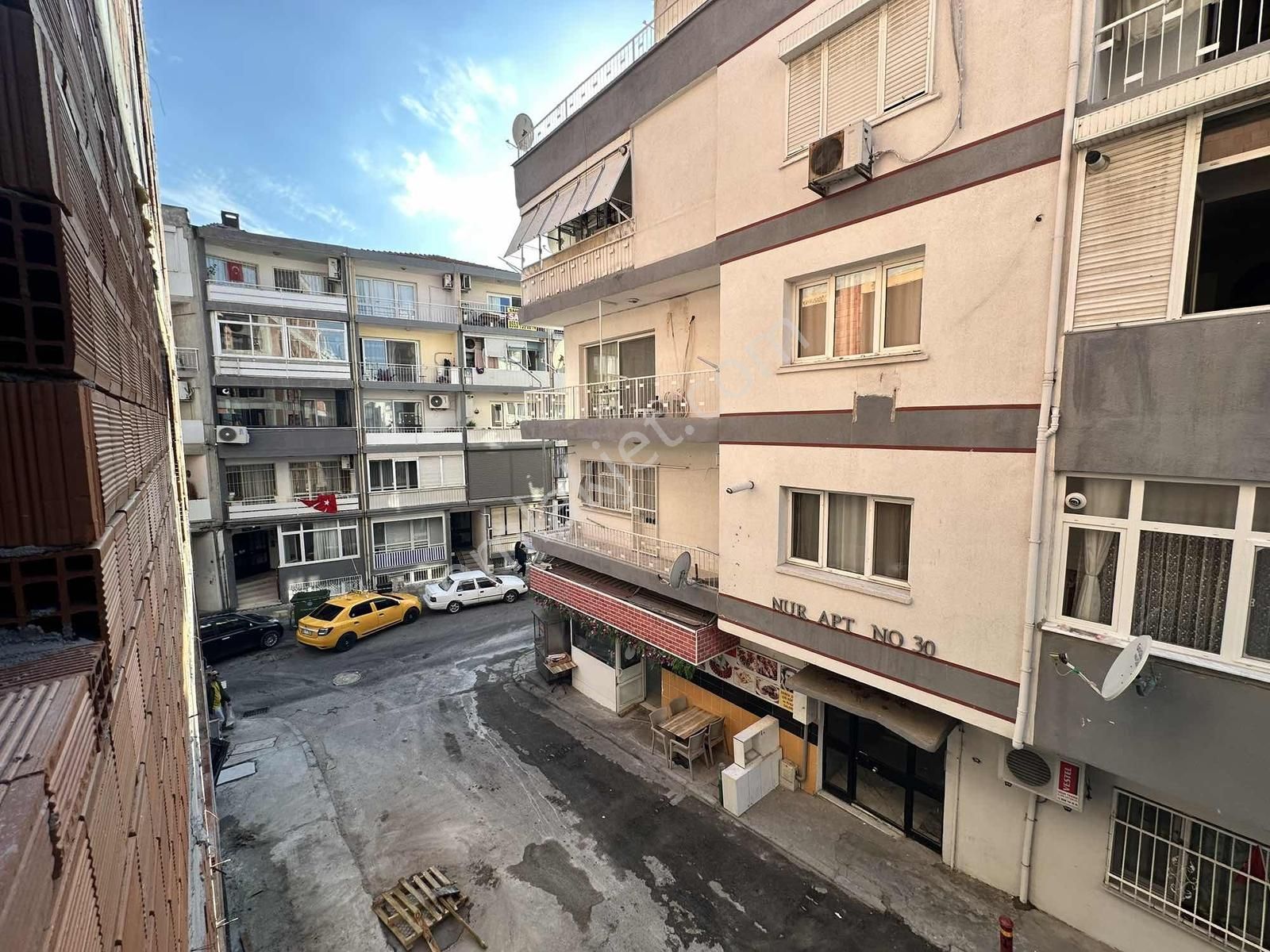 Üçyol Betonyol Girişi Cadde Üstü Projeden Satılık Yatırım Fırsat - Görsel 7