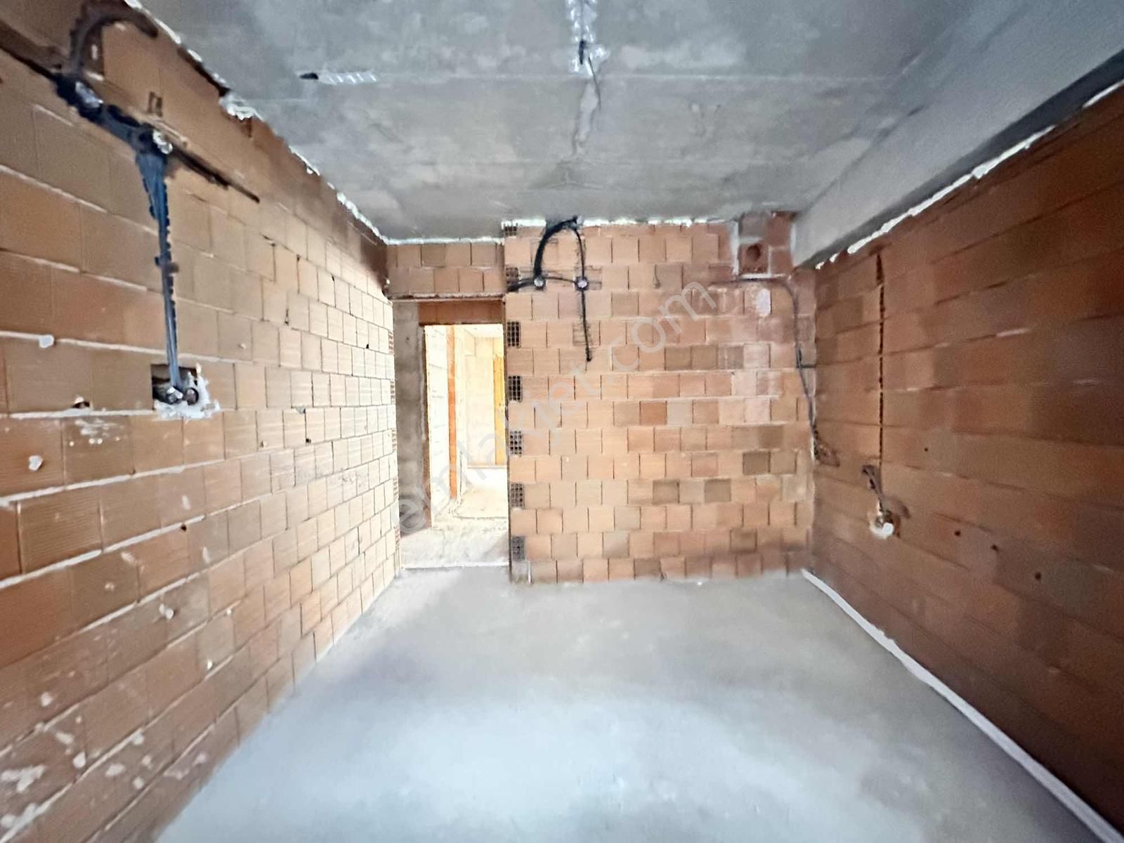 Üçyol Betonyol Girişi Cadde Üstü Projeden Satılık Yatırım Fırsat - Görsel 26