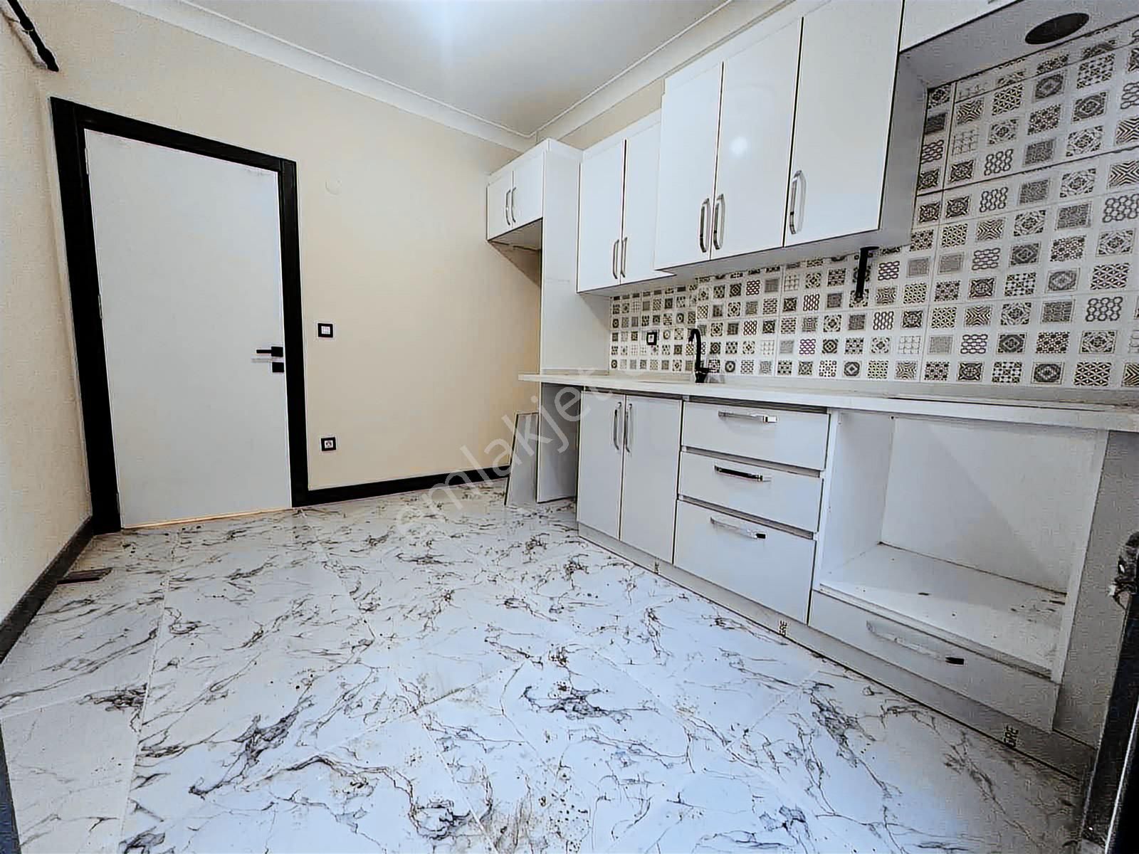 Değirmenköyde 80 M2 Bahçeli 2+1 Satılık Sıfır Daire - Görsel 16