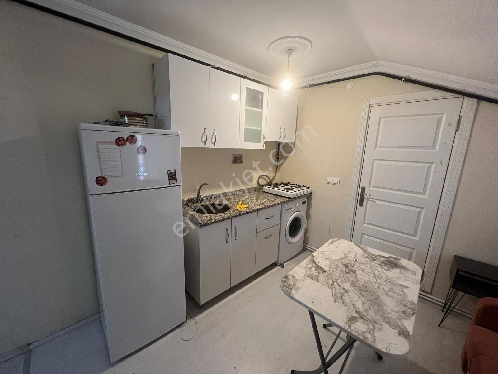 Merkezi Konumda, Cadde Üzeri Full Eşyalı 2+1 Daire - Görsel 8